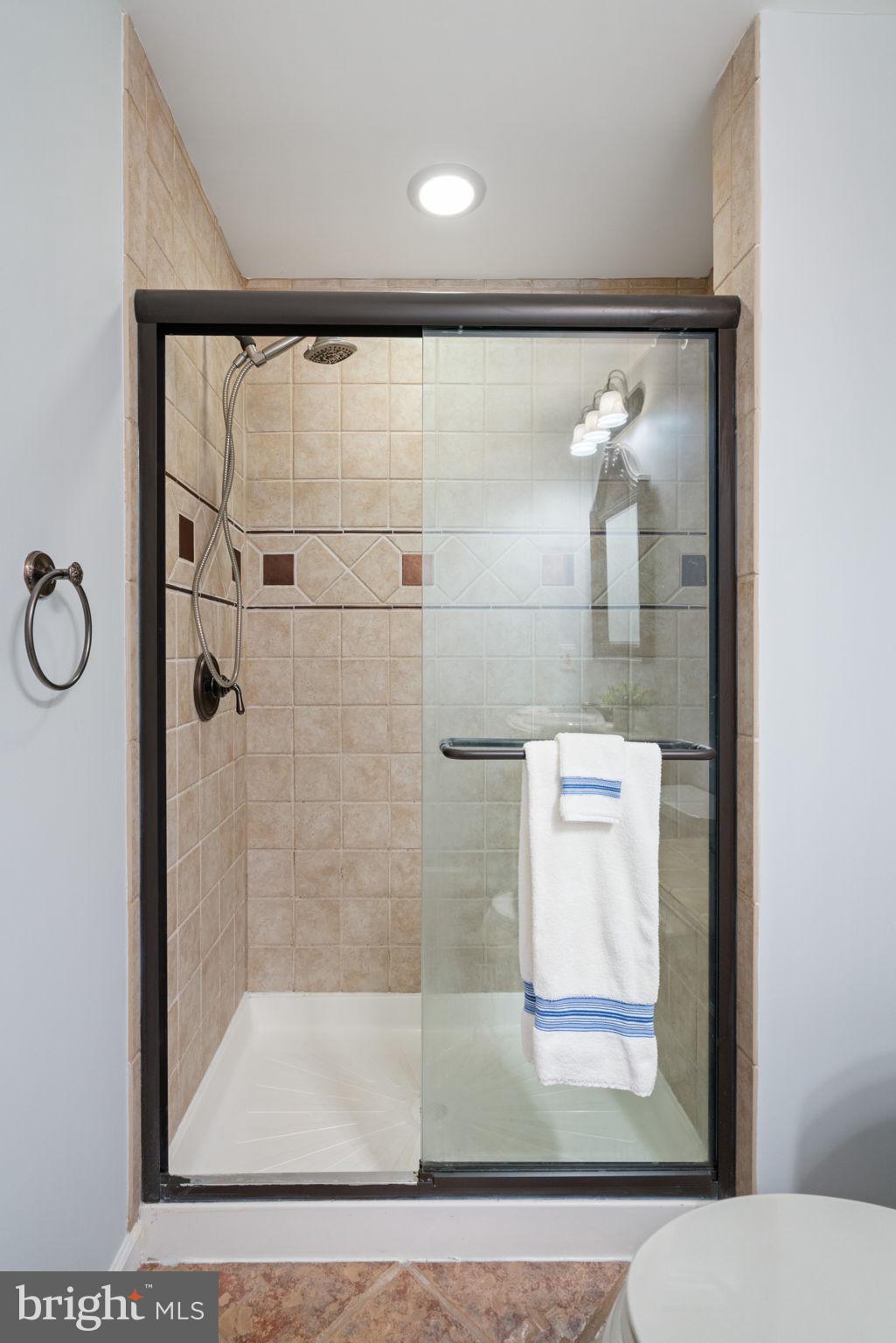 ASHLAND - Residential