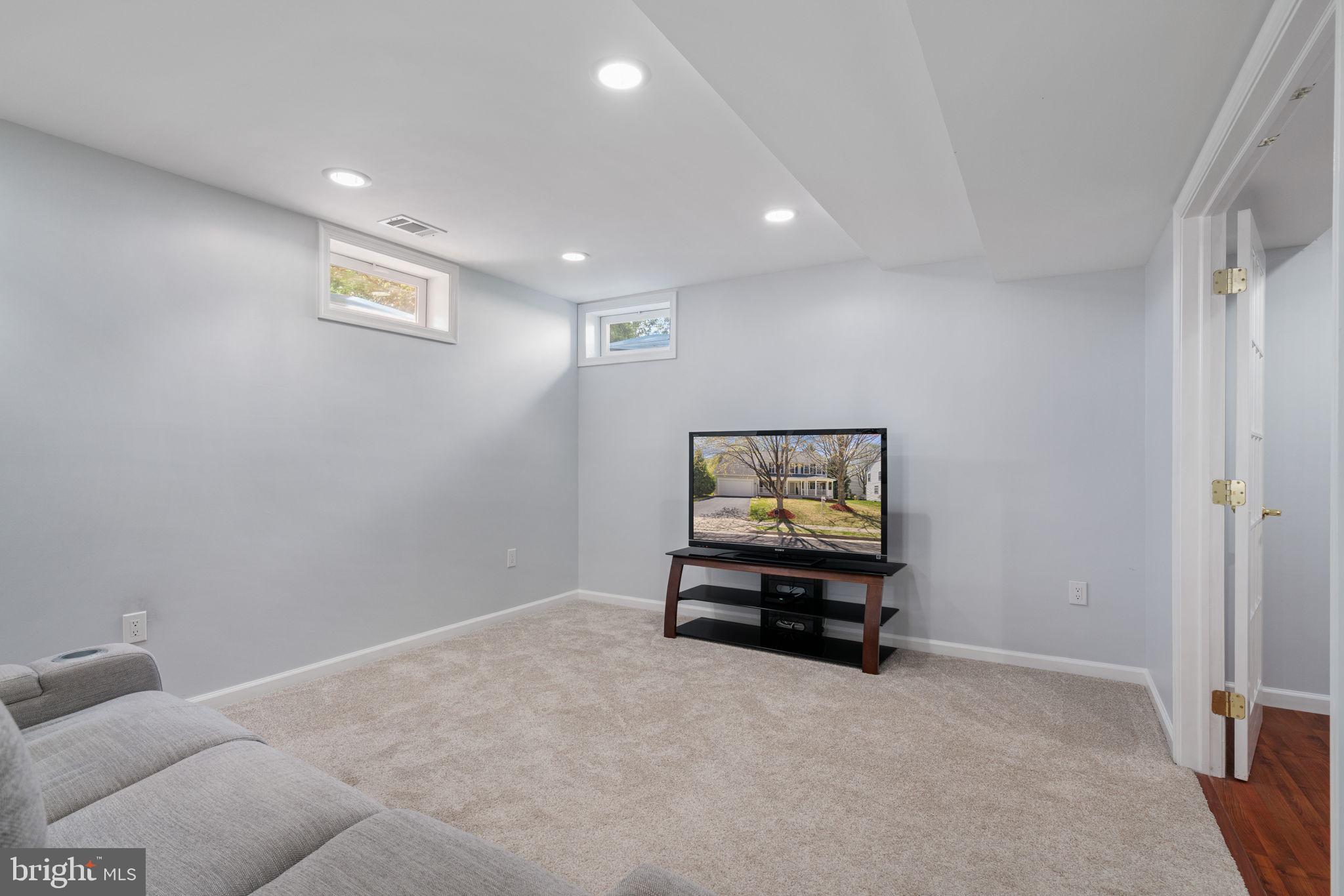 ASHLAND - Residential