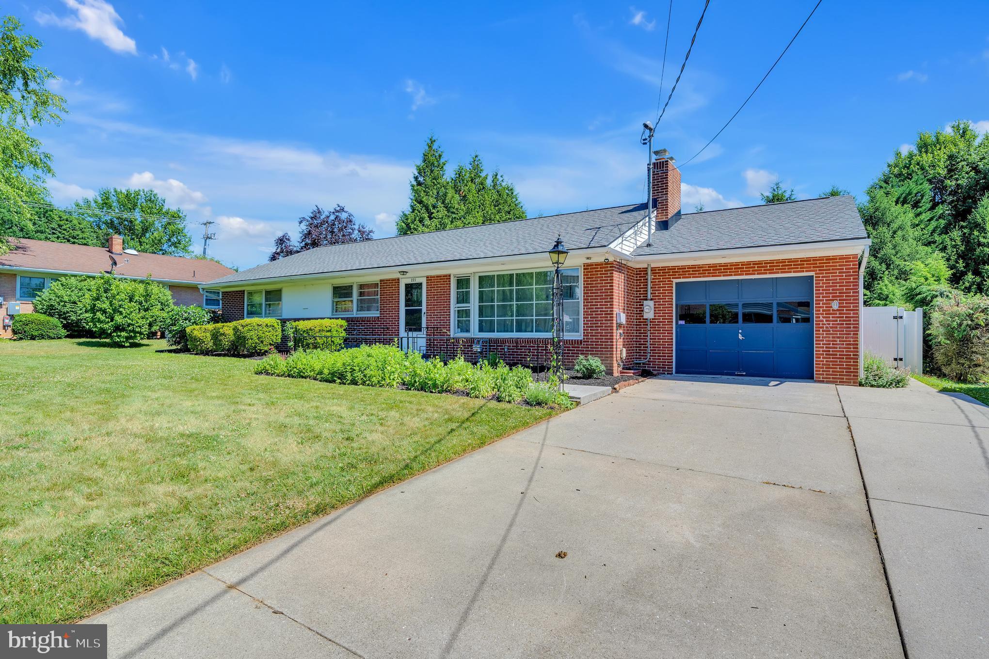 221 MCKINLEY AVENUE