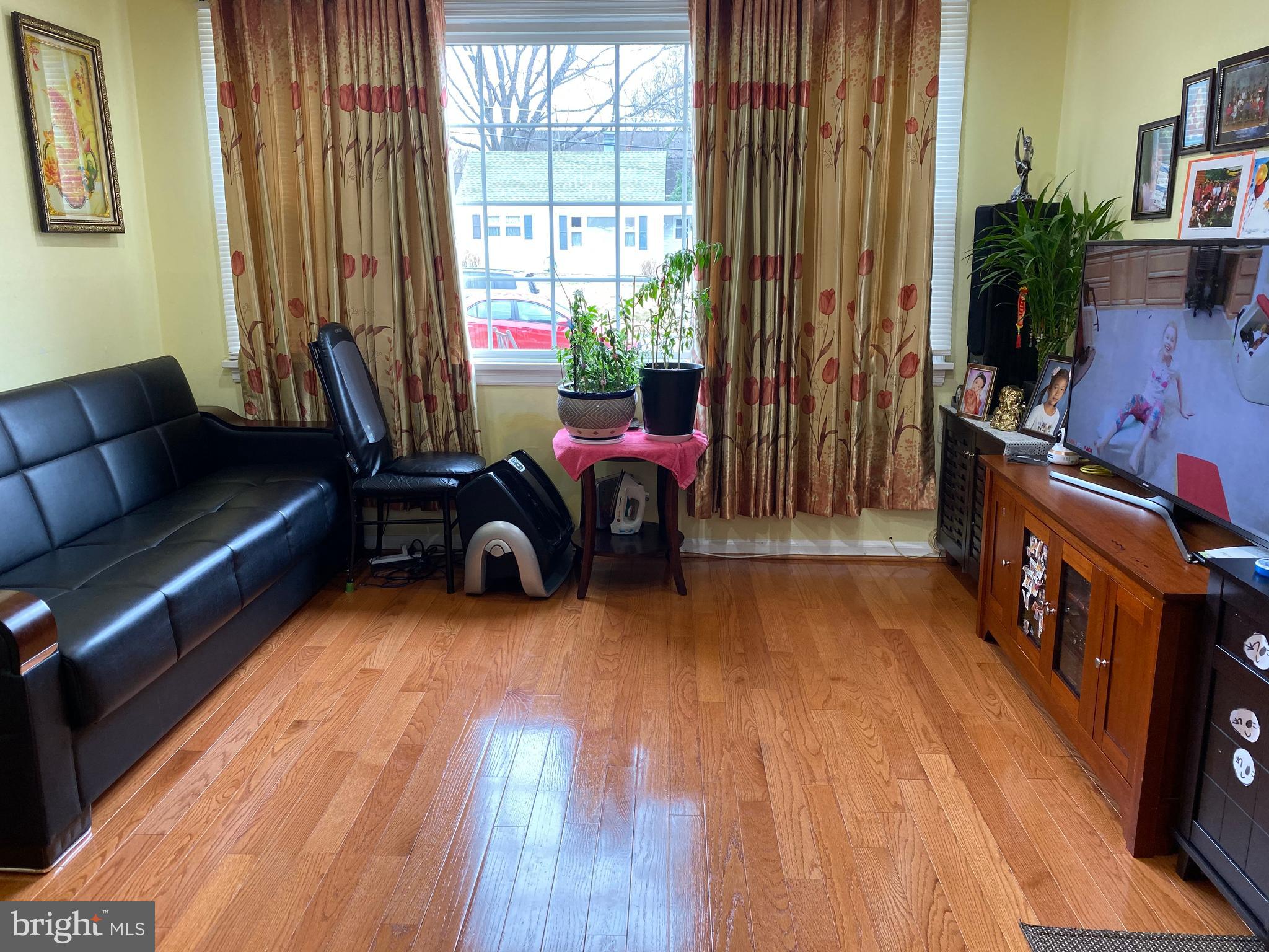 ANNALEE HEIGHTS - Residential