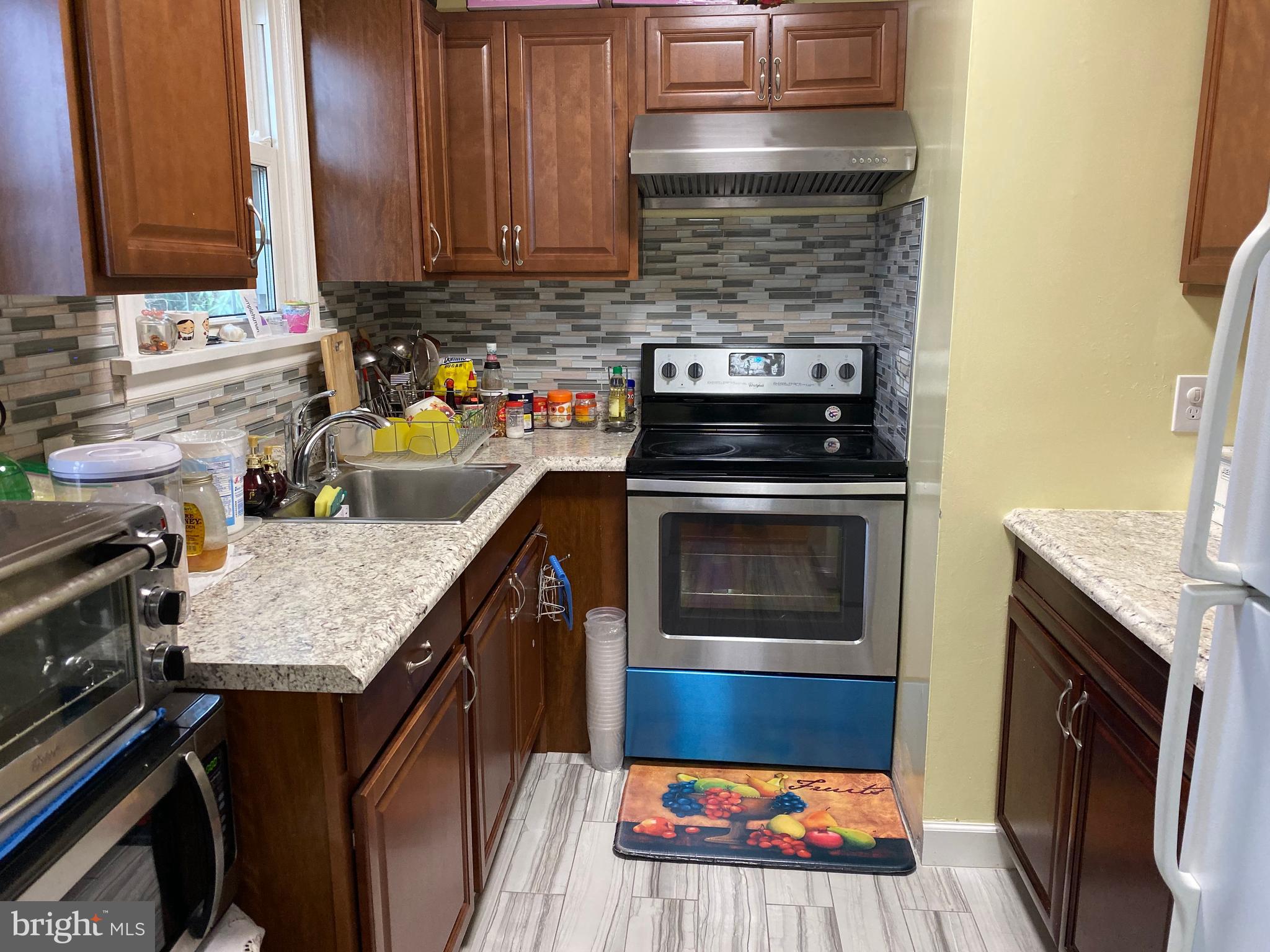 ANNALEE HEIGHTS - Residential