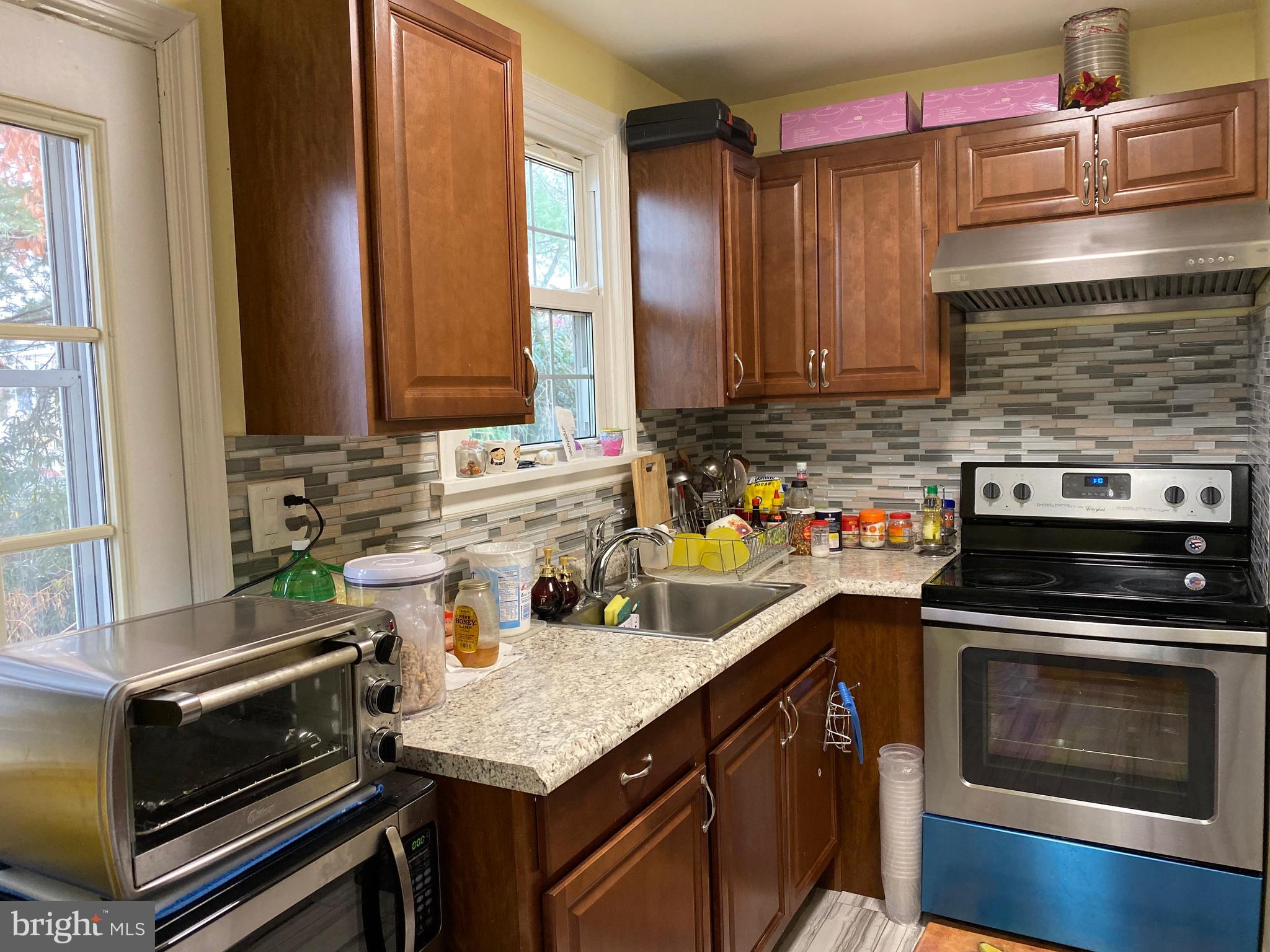 ANNALEE HEIGHTS - Residential