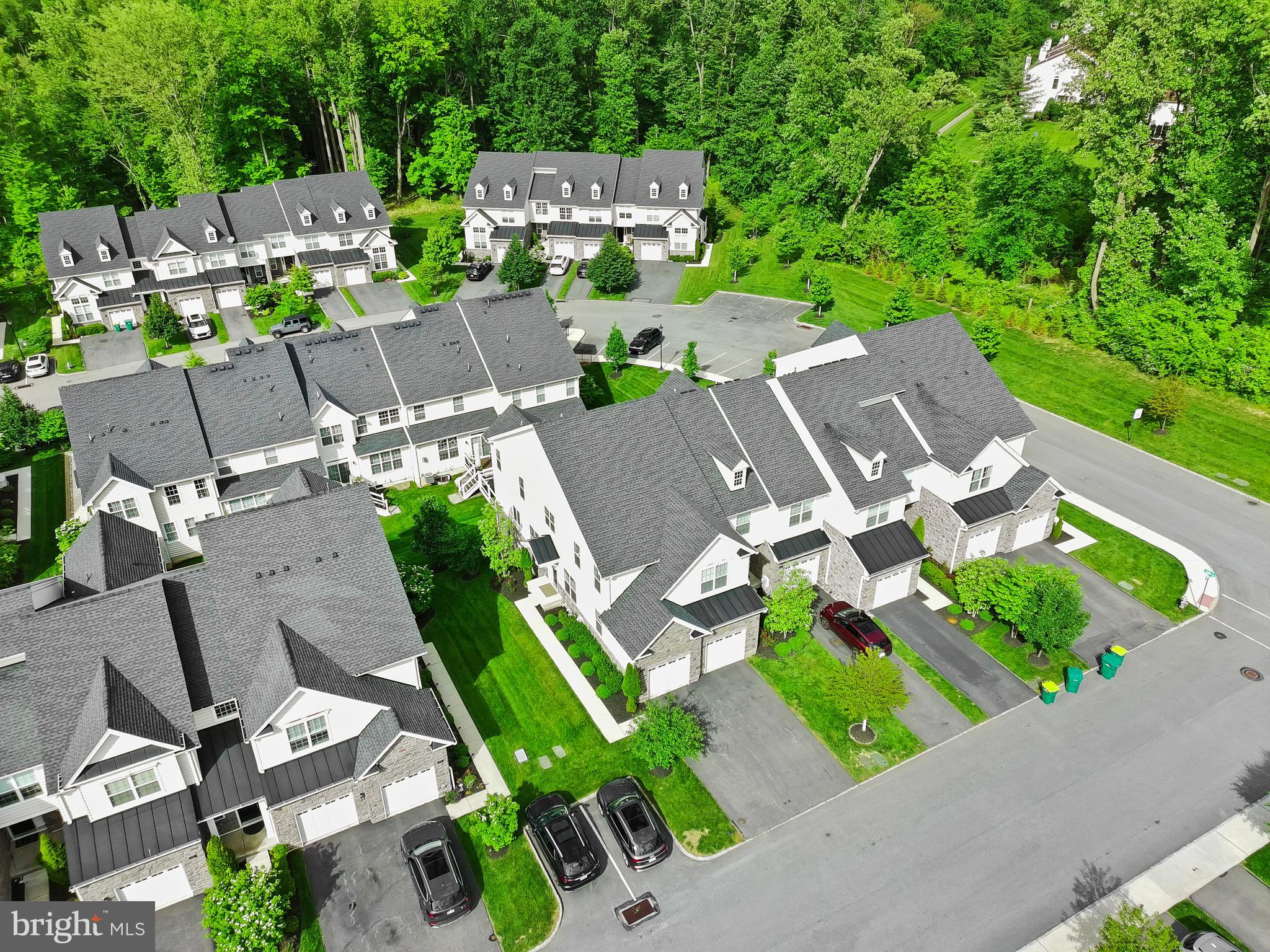 OAKS AT LAFAYETTE HILL - Residential