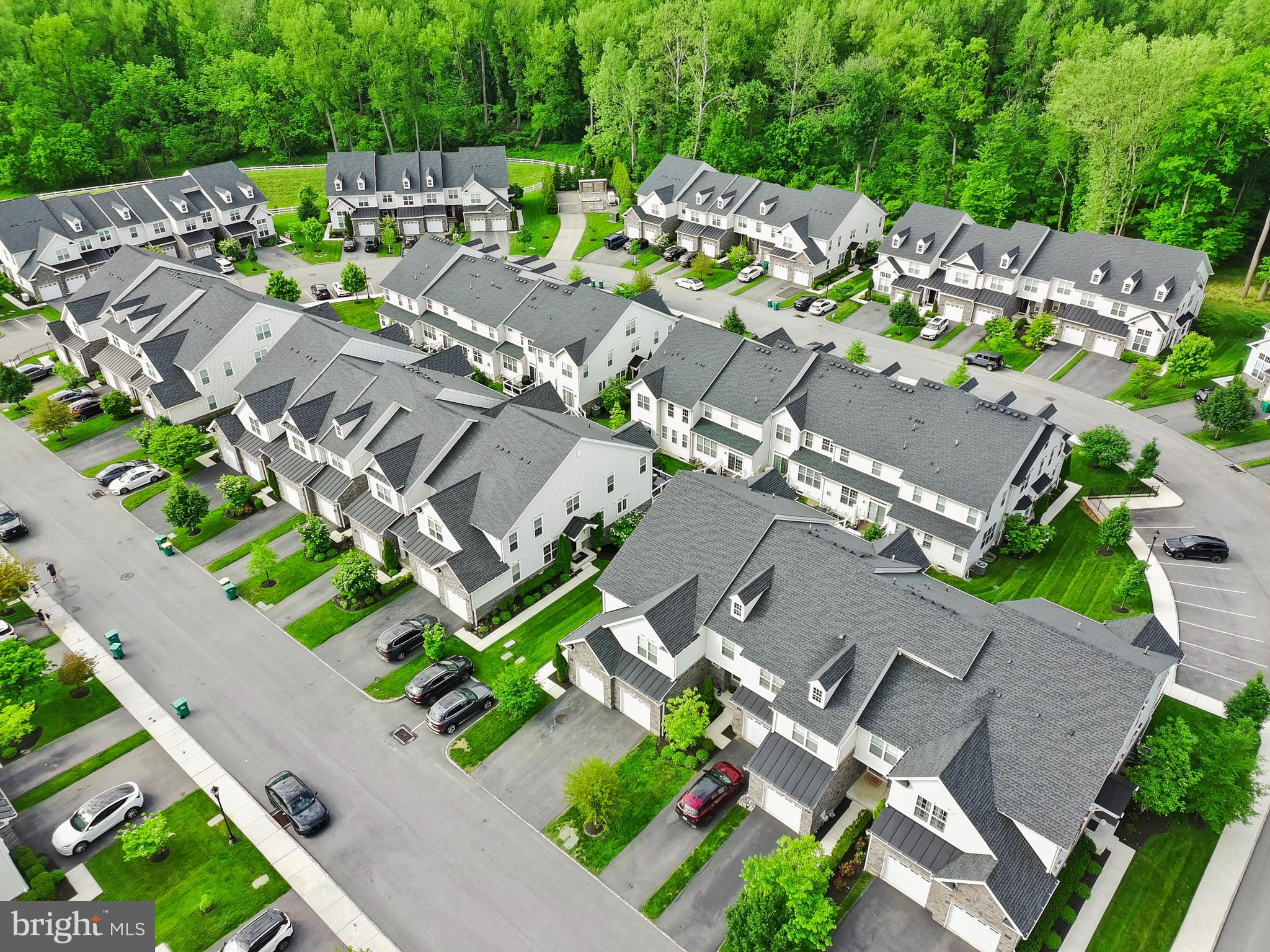 OAKS AT LAFAYETTE HILL - Residential