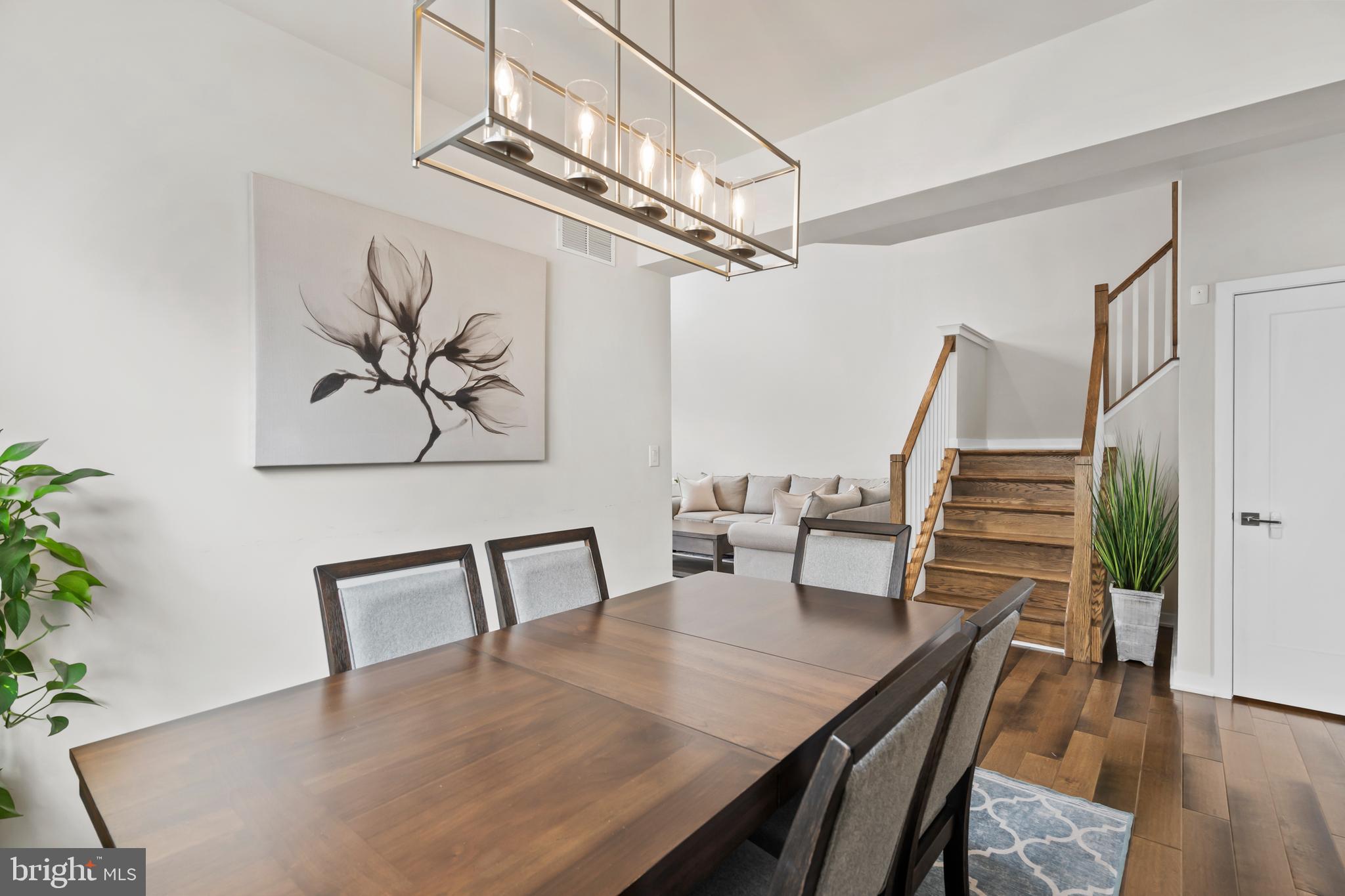 OAKS AT LAFAYETTE HILL - Residential