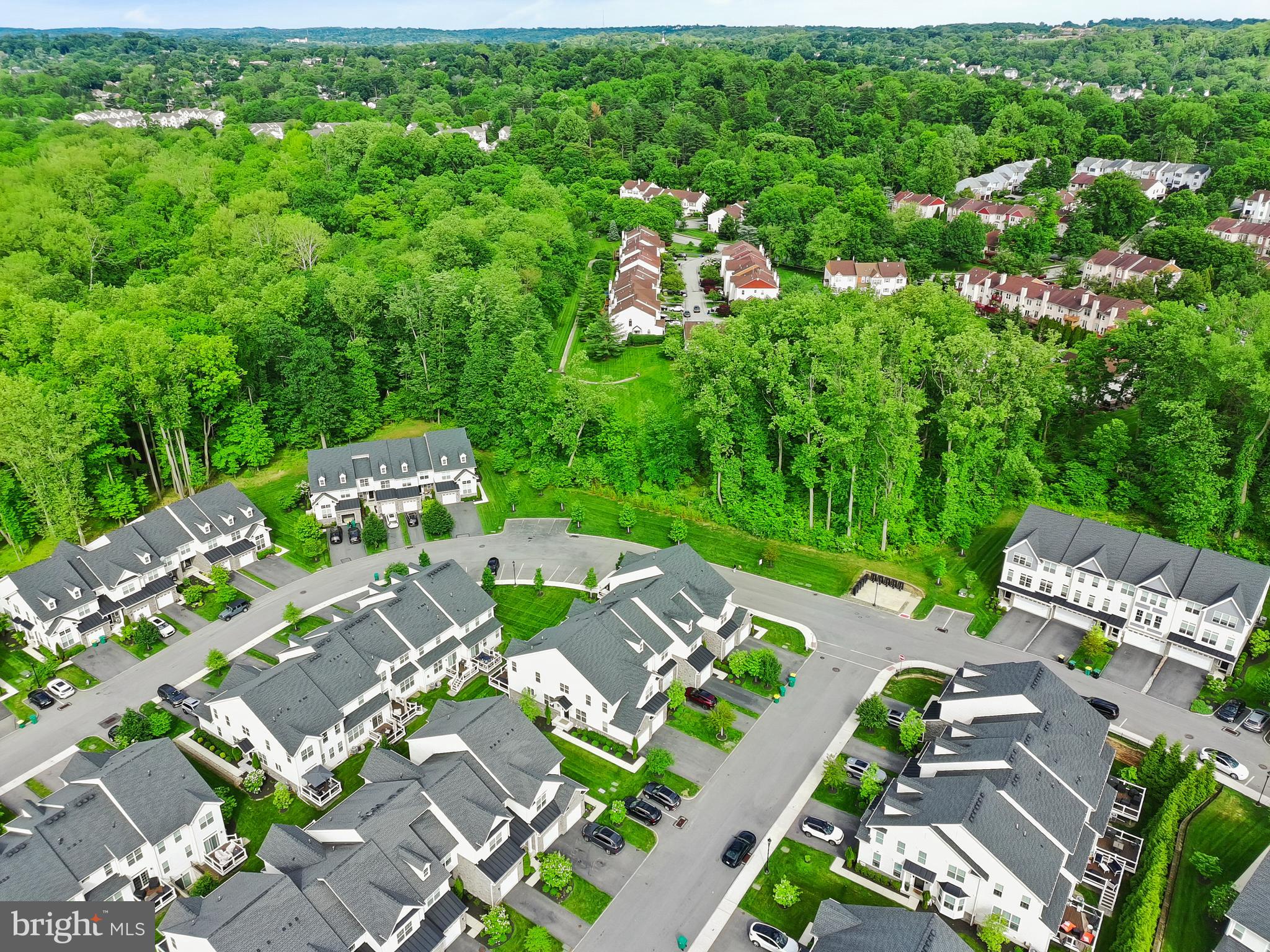OAKS AT LAFAYETTE HILL - Residential
