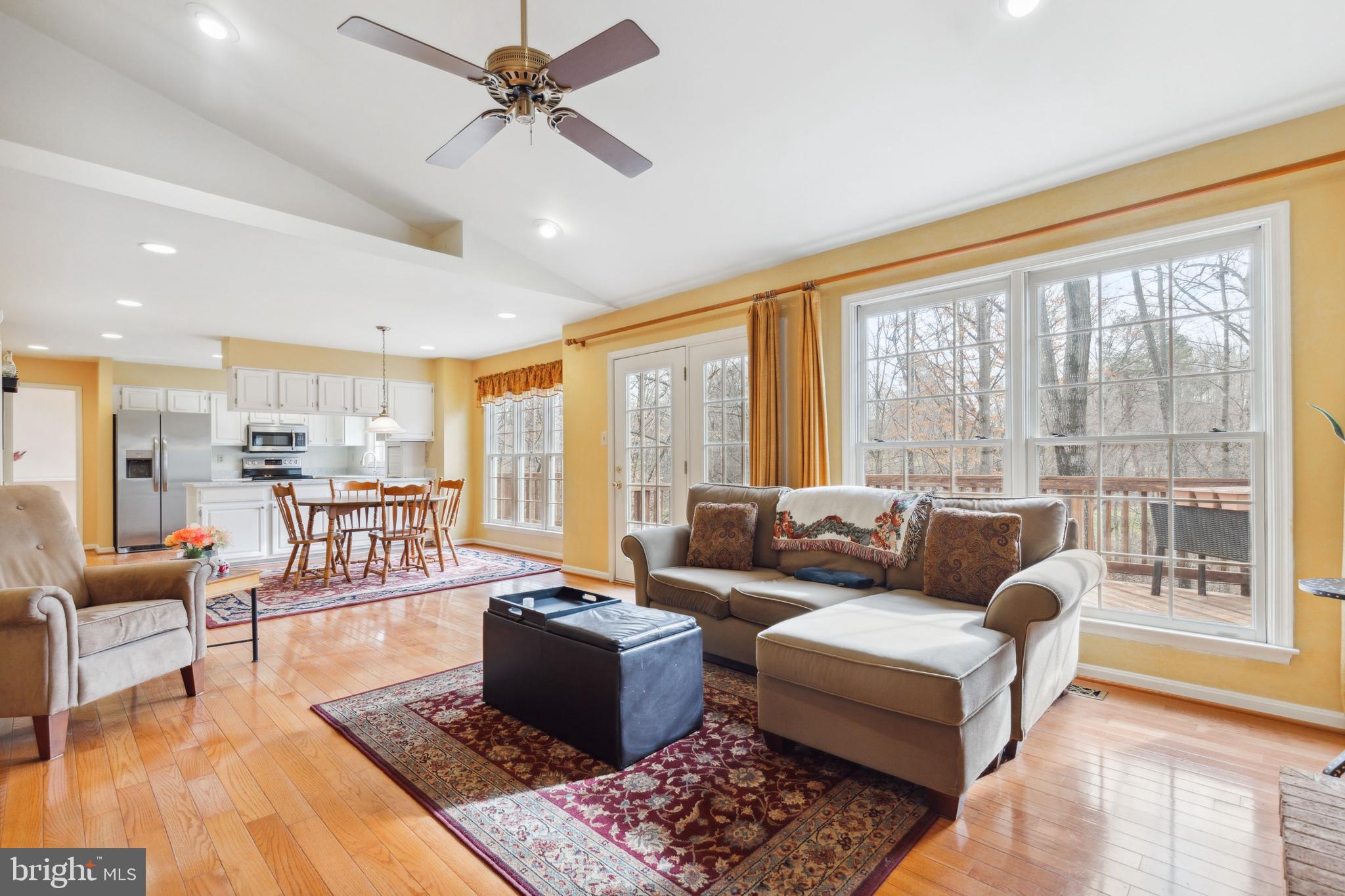 LAKE RIDGE - SPRINGWOODS - Residential