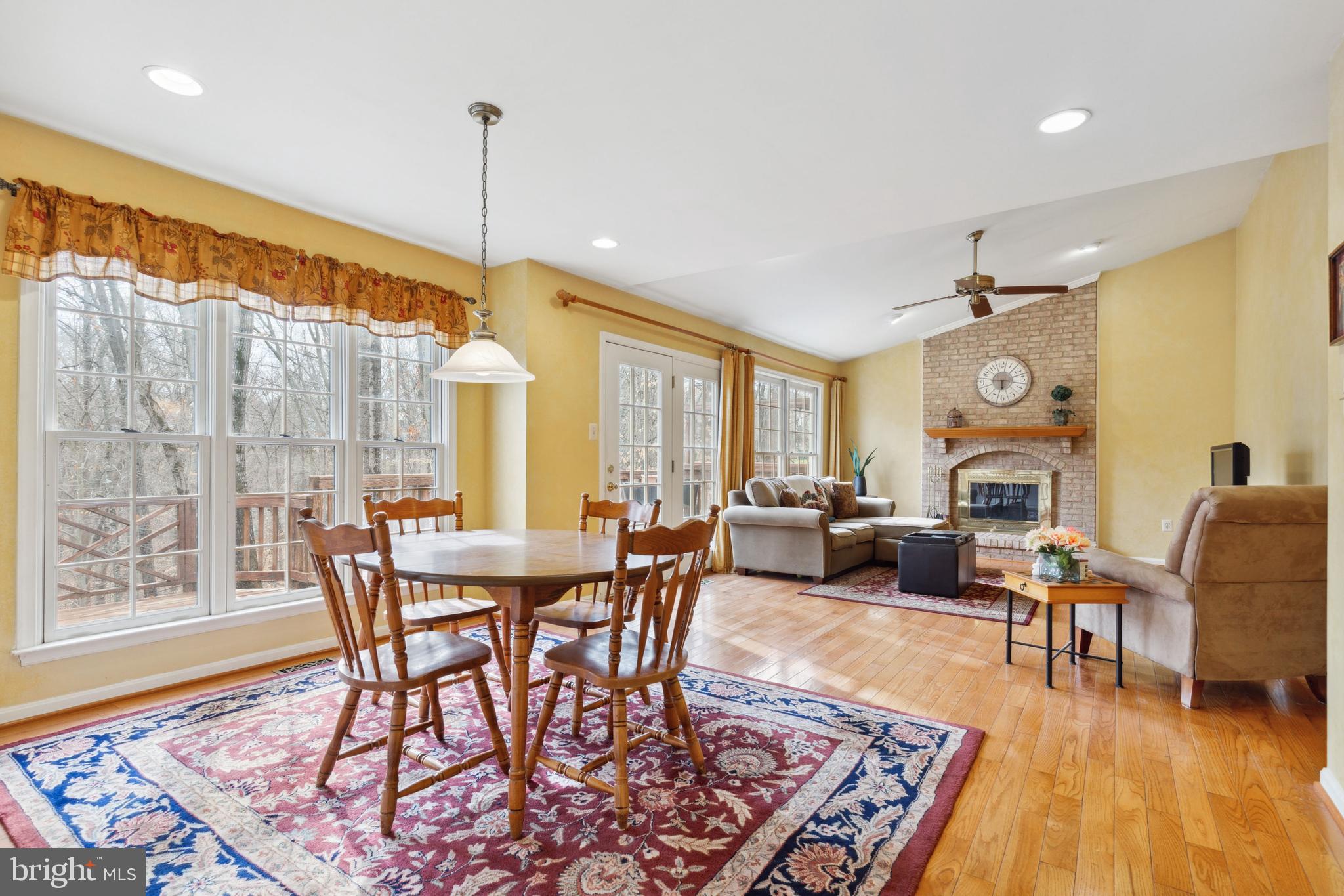 LAKE RIDGE - SPRINGWOODS - Residential