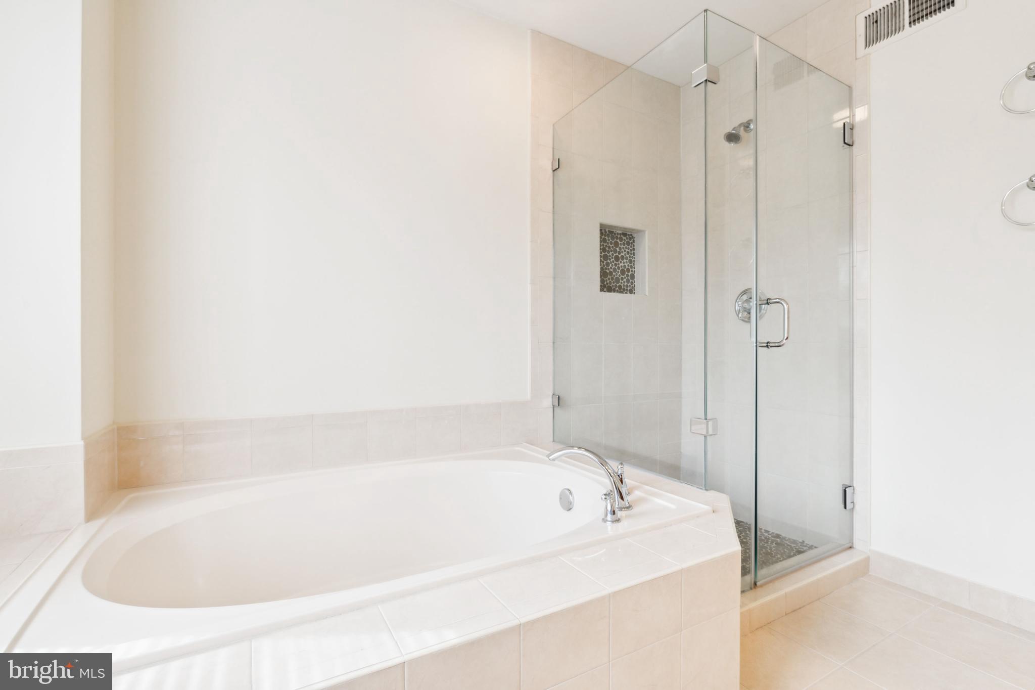 LAKE RIDGE - SPRINGWOODS - Residential