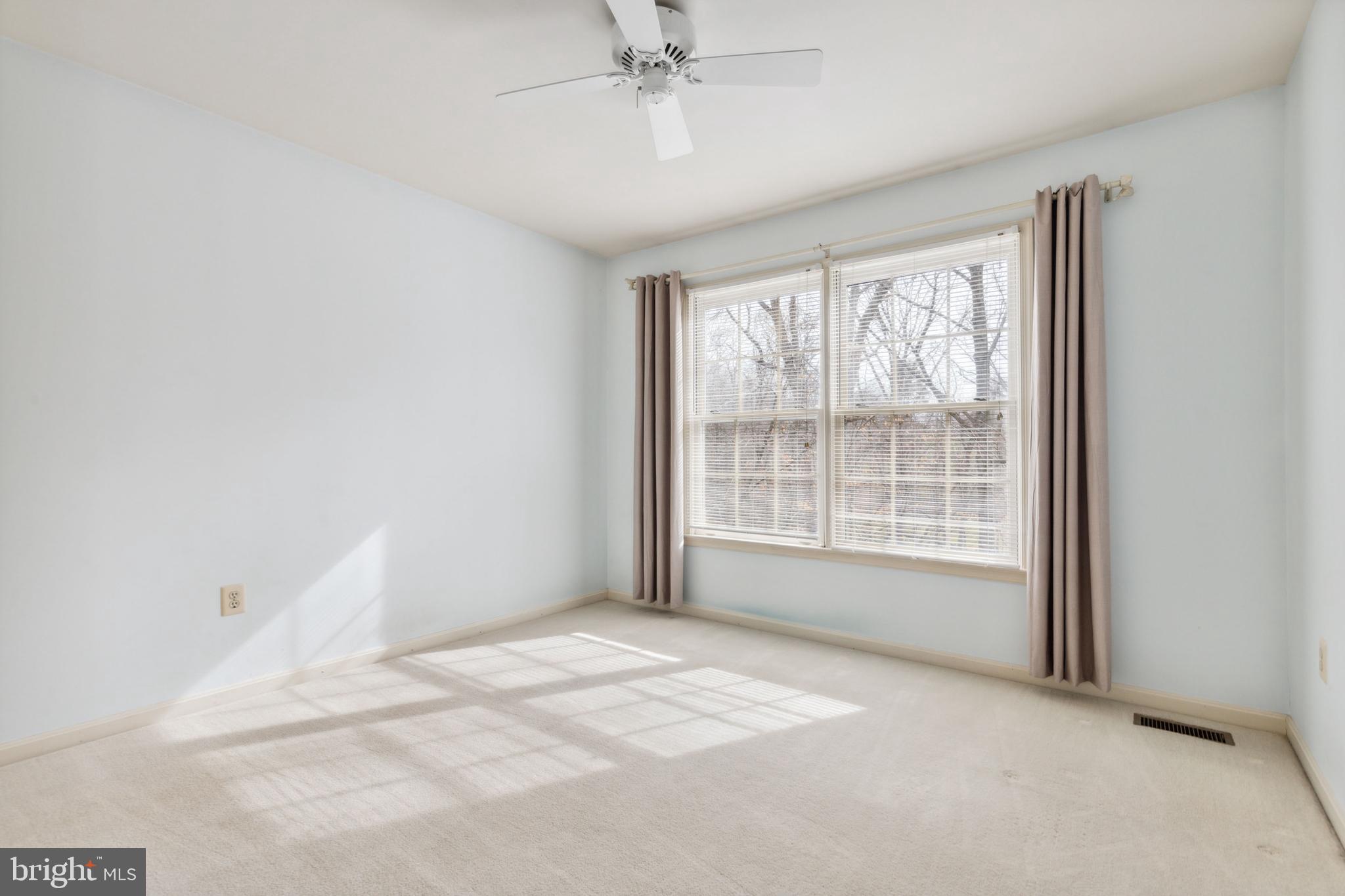 LAKE RIDGE - SPRINGWOODS - Residential