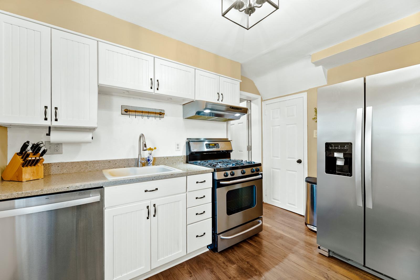 ROXBOROUGH - Residential
