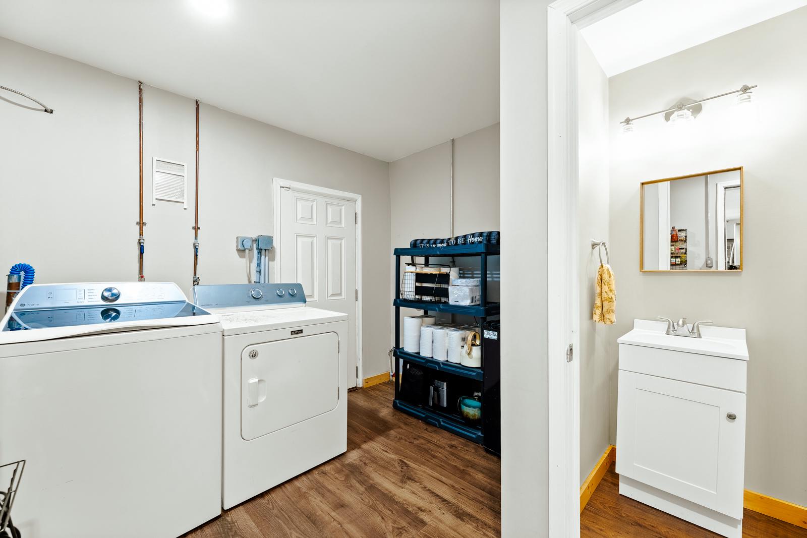 ROXBOROUGH - Residential