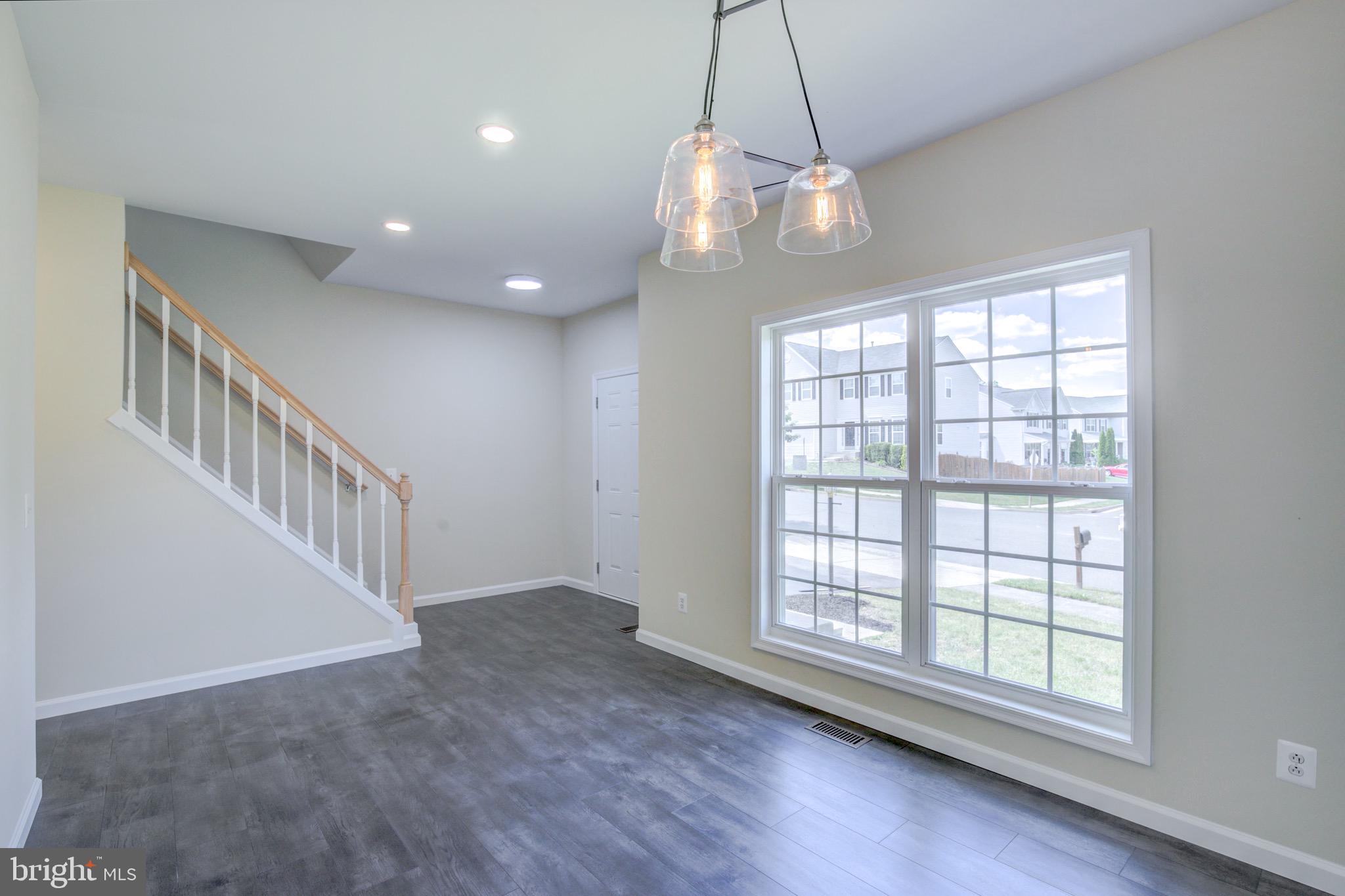 RIVER WALK - Residential