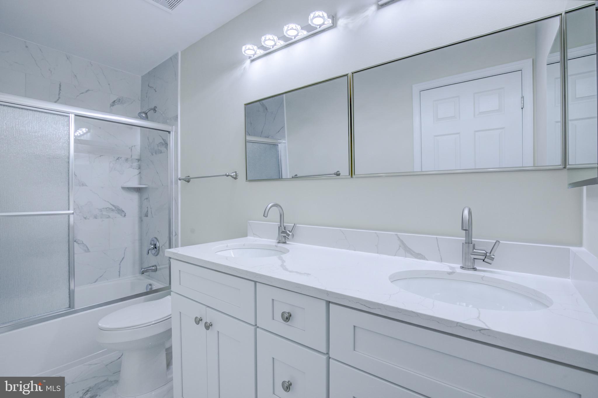 RIVER WALK - Residential