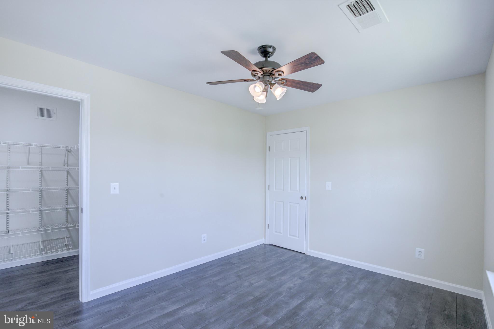 RIVER WALK - Residential