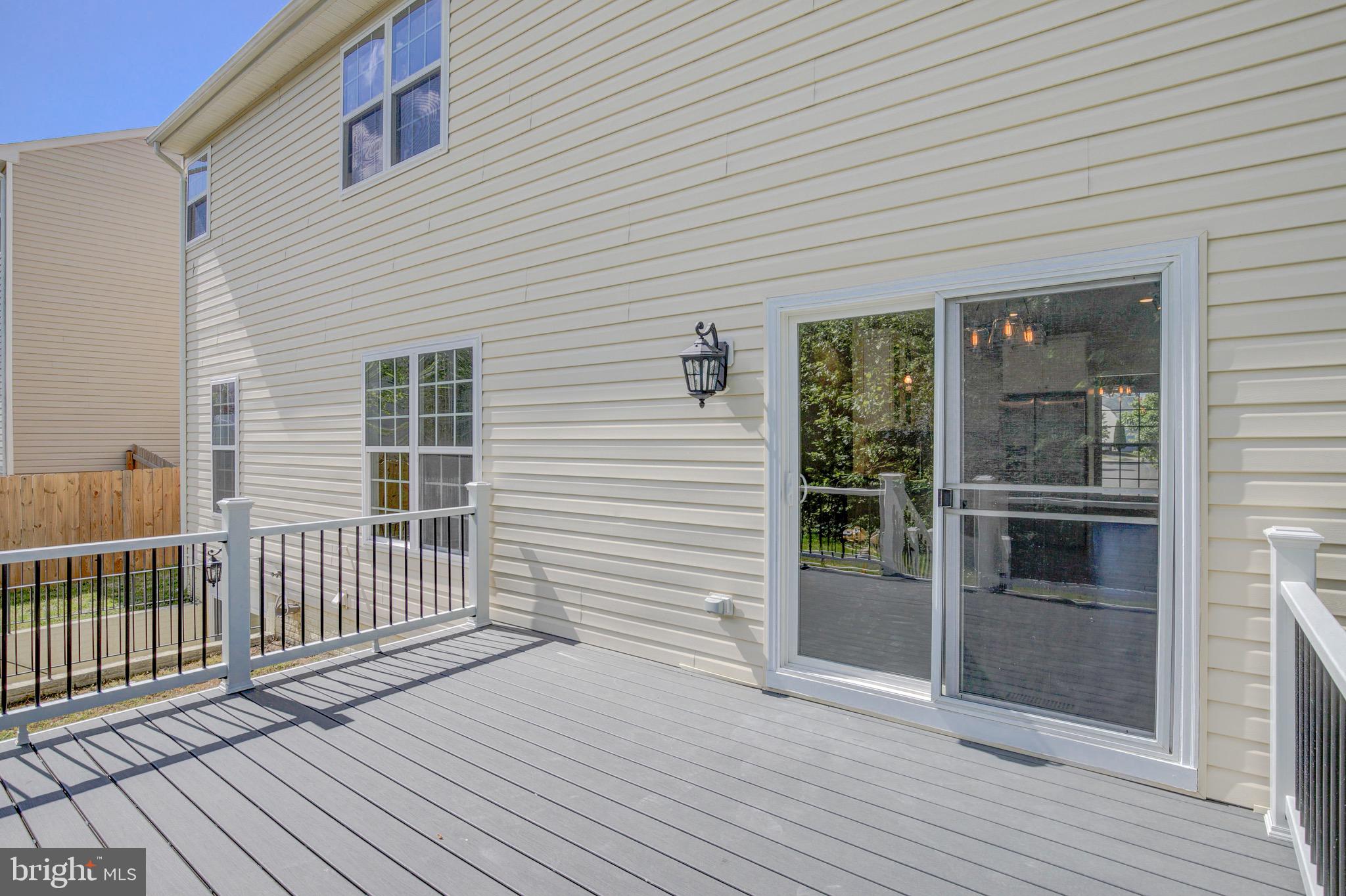 RIVER WALK - Residential