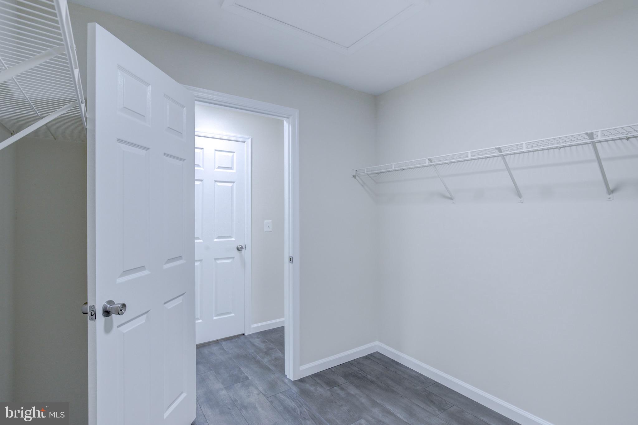 RIVER WALK - Residential