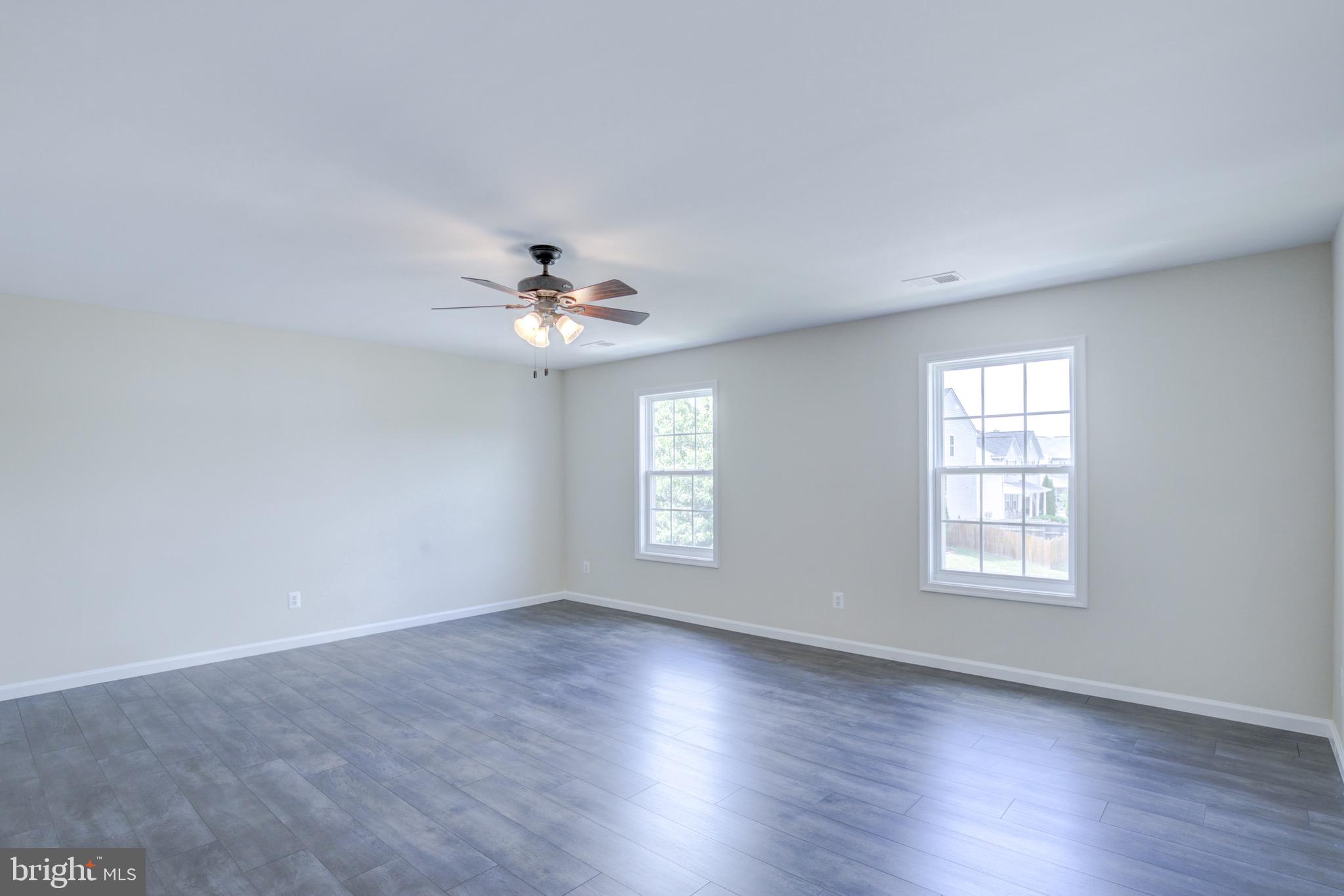 RIVER WALK - Residential