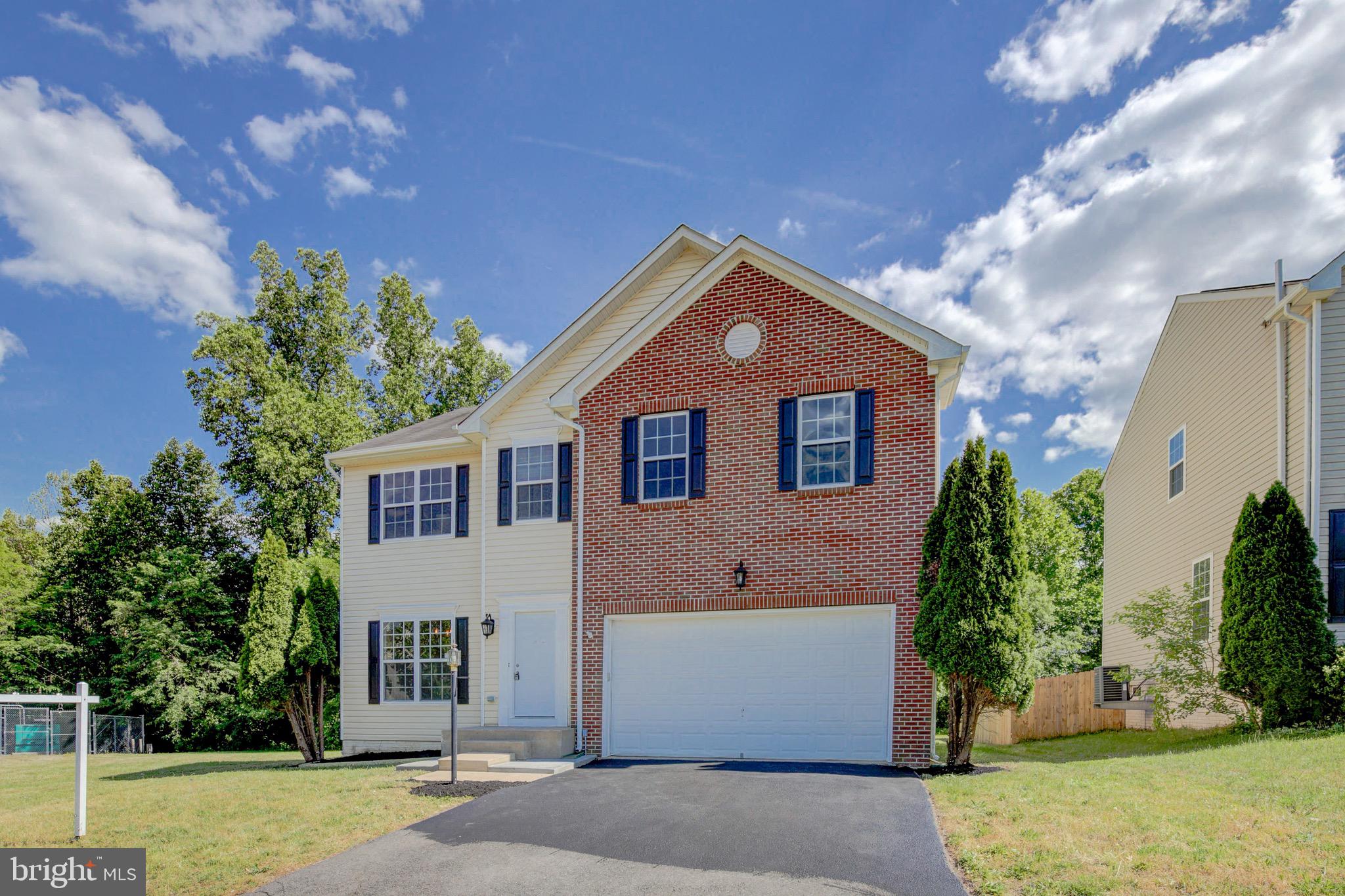 RIVER WALK - Residential