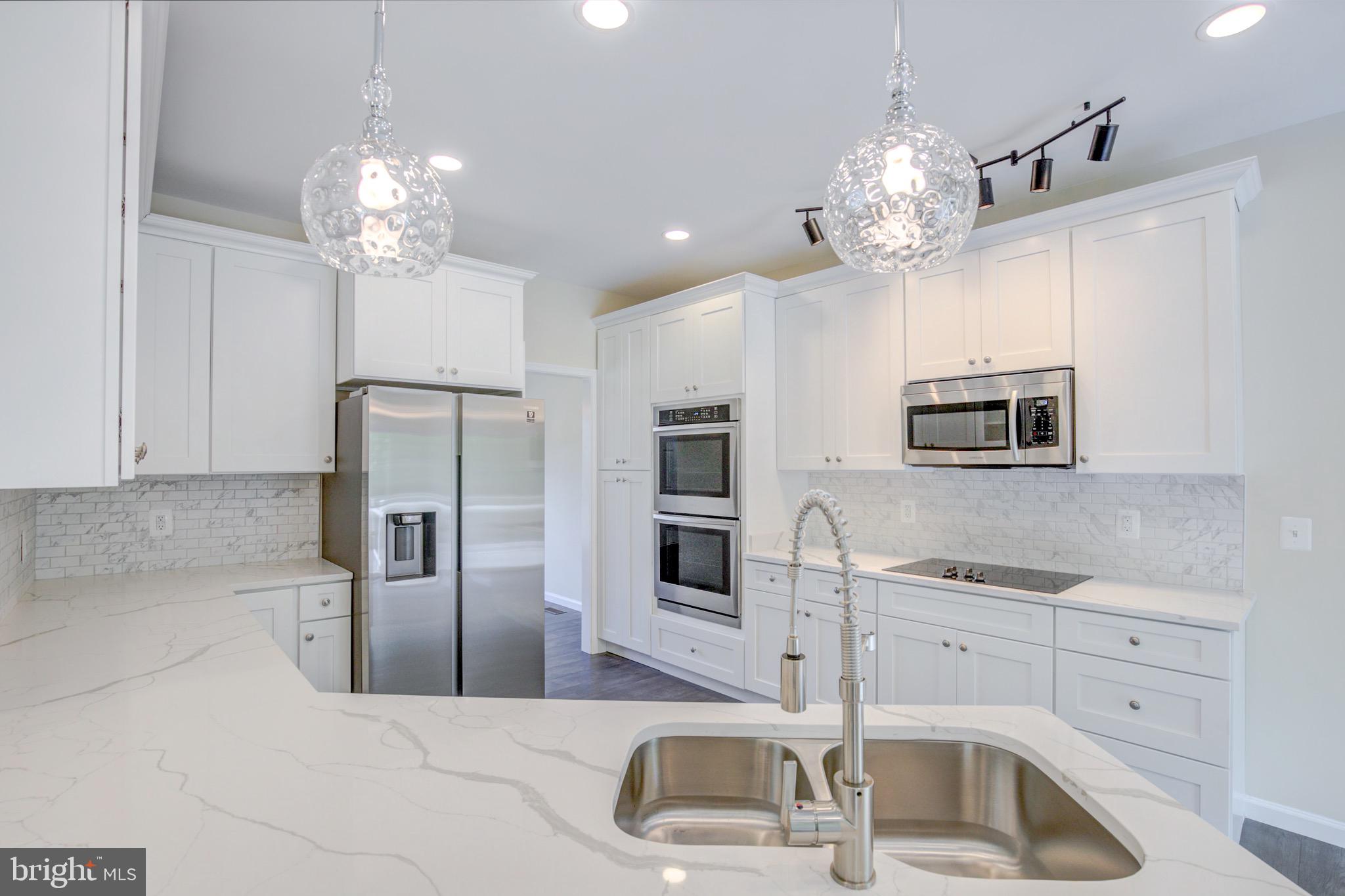 RIVER WALK - Residential