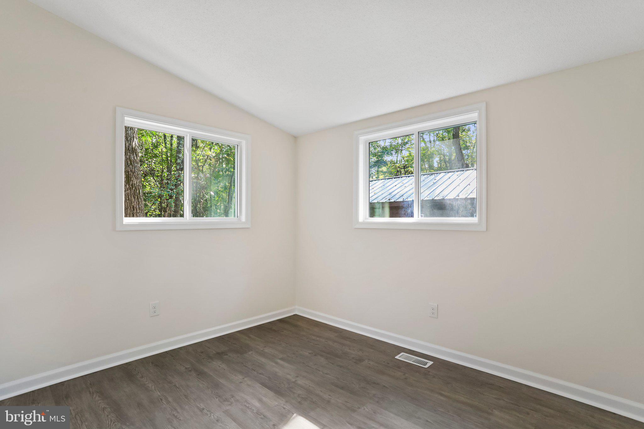 THE WOODS - Residential