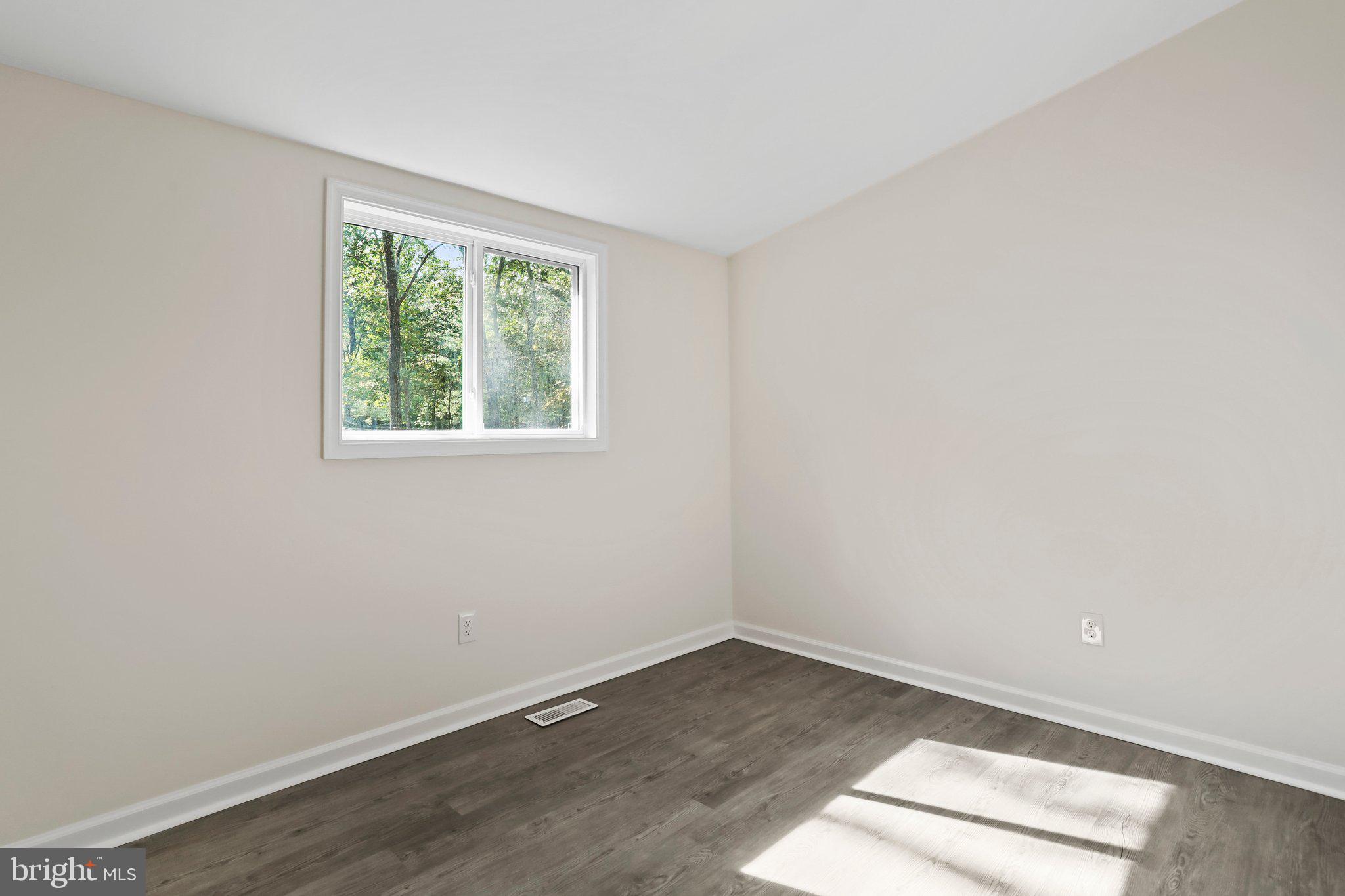 THE WOODS - Residential