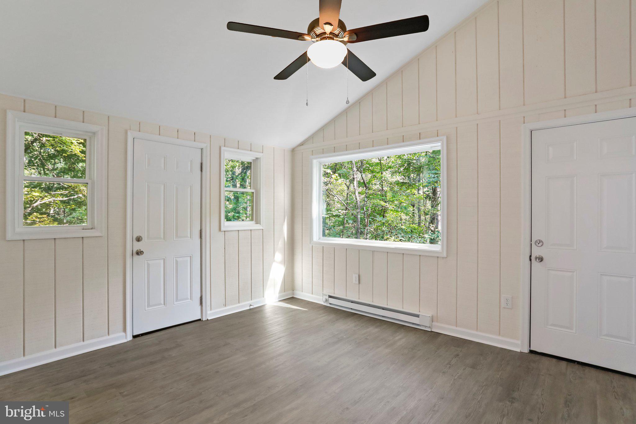 THE WOODS - Residential