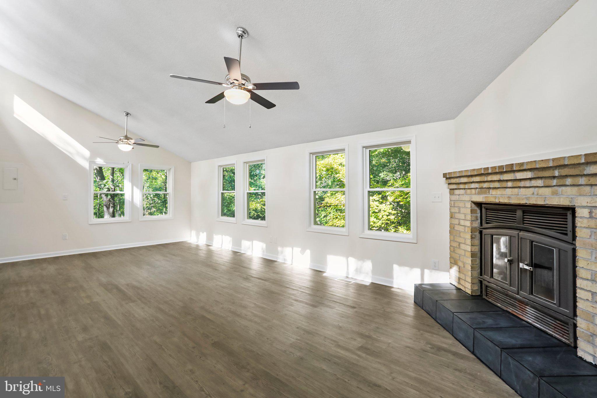 THE WOODS - Residential