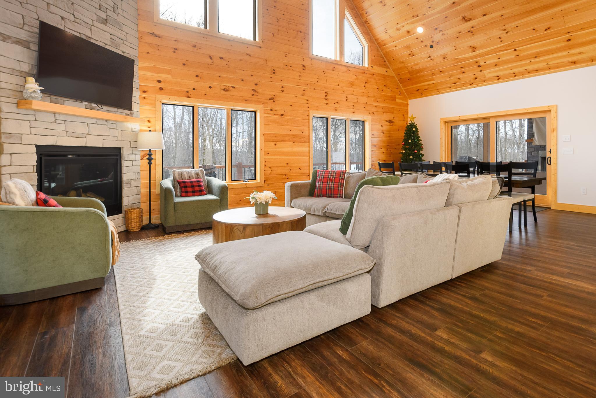 LAGO VISTA - Residential