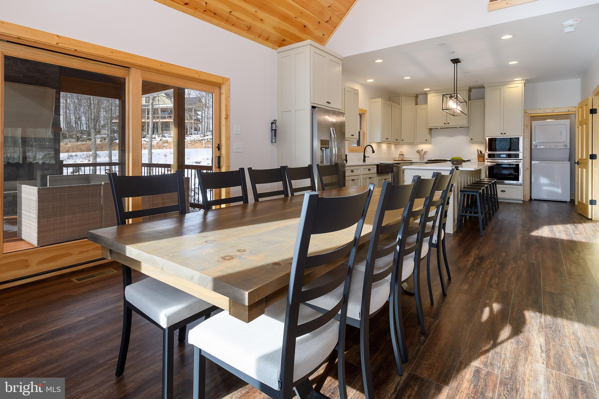 LAGO VISTA - Residential