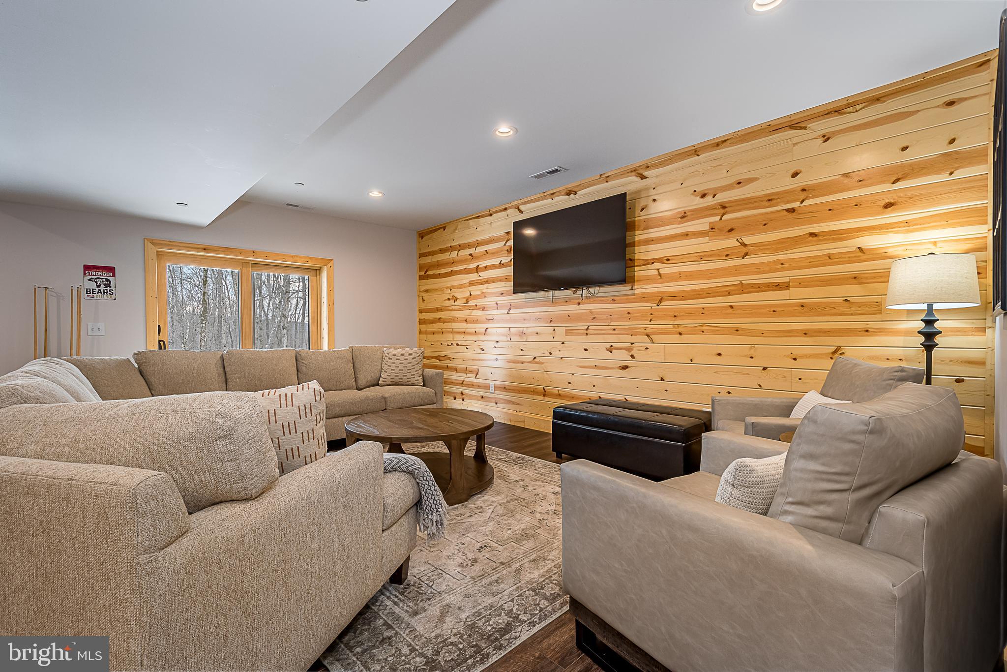 LAGO VISTA - Residential