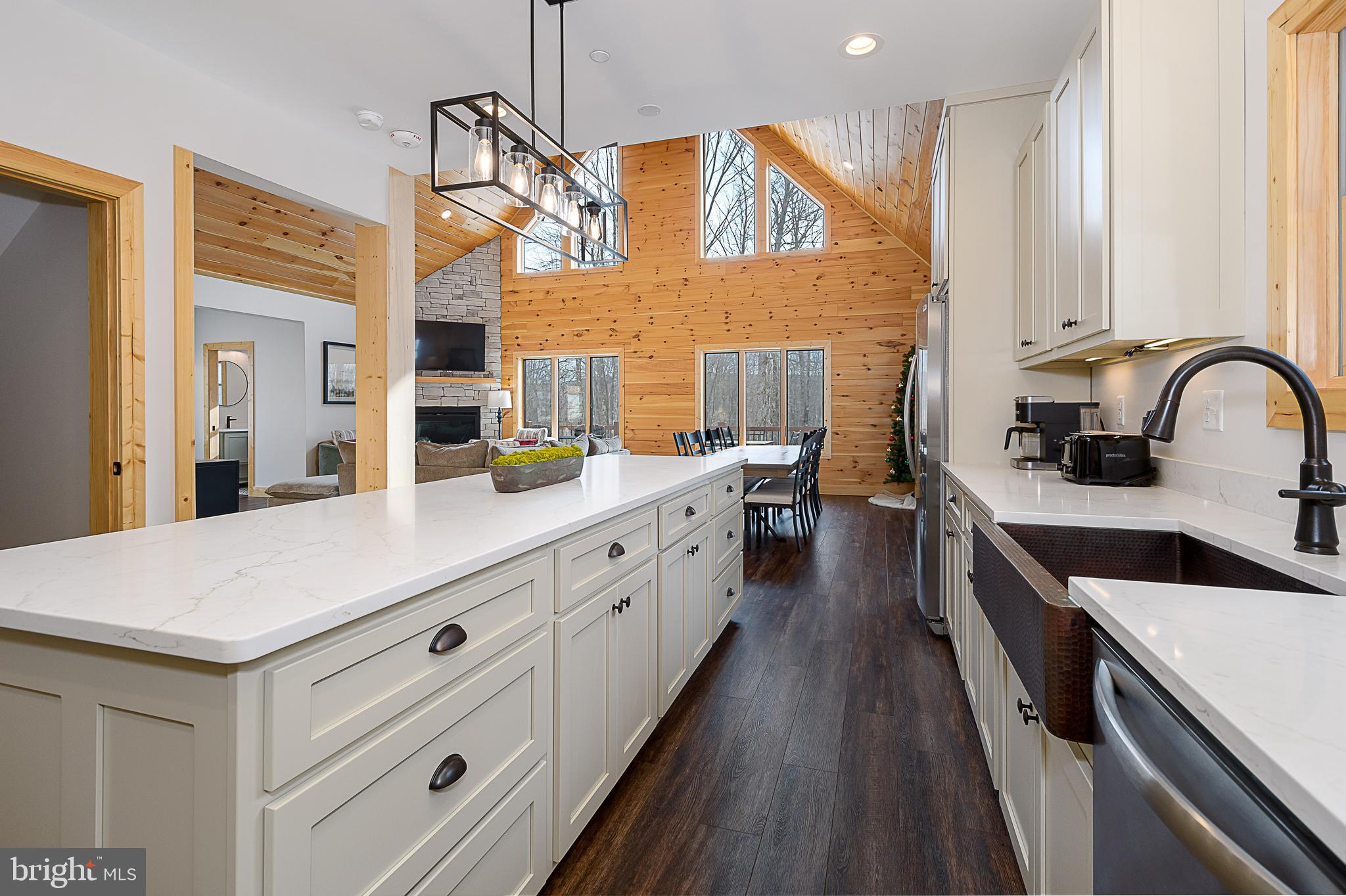 LAGO VISTA - Residential