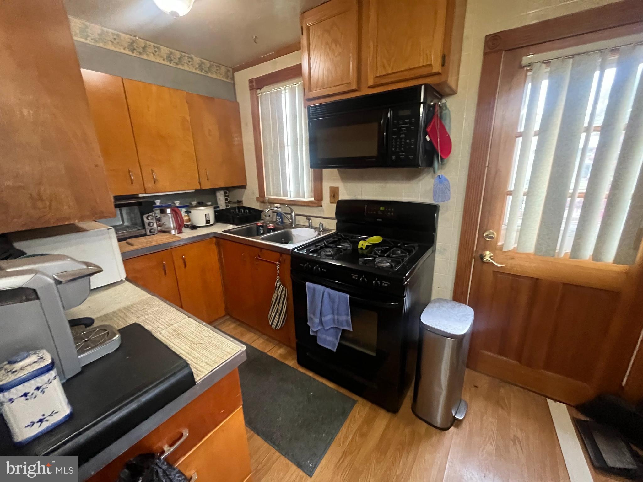 BROOKVIEW - Residential