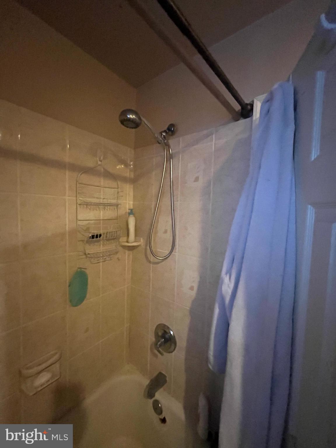 BROOKVIEW - Residential