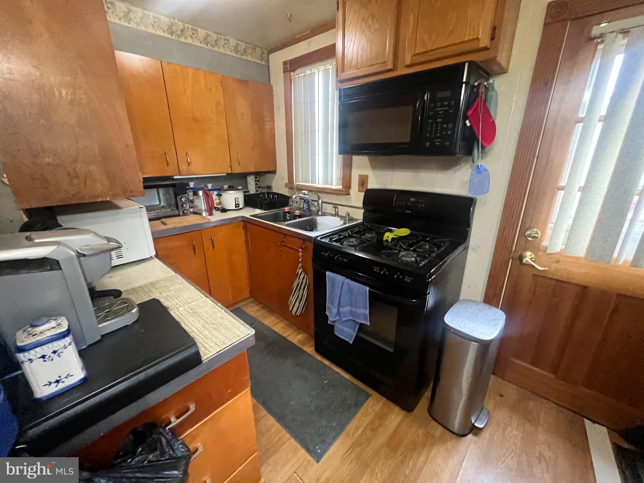 BROOKVIEW - Residential