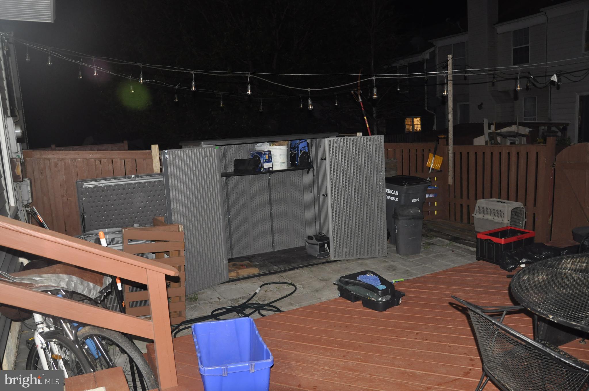 LONDON TOWN WEST - Residential Lease