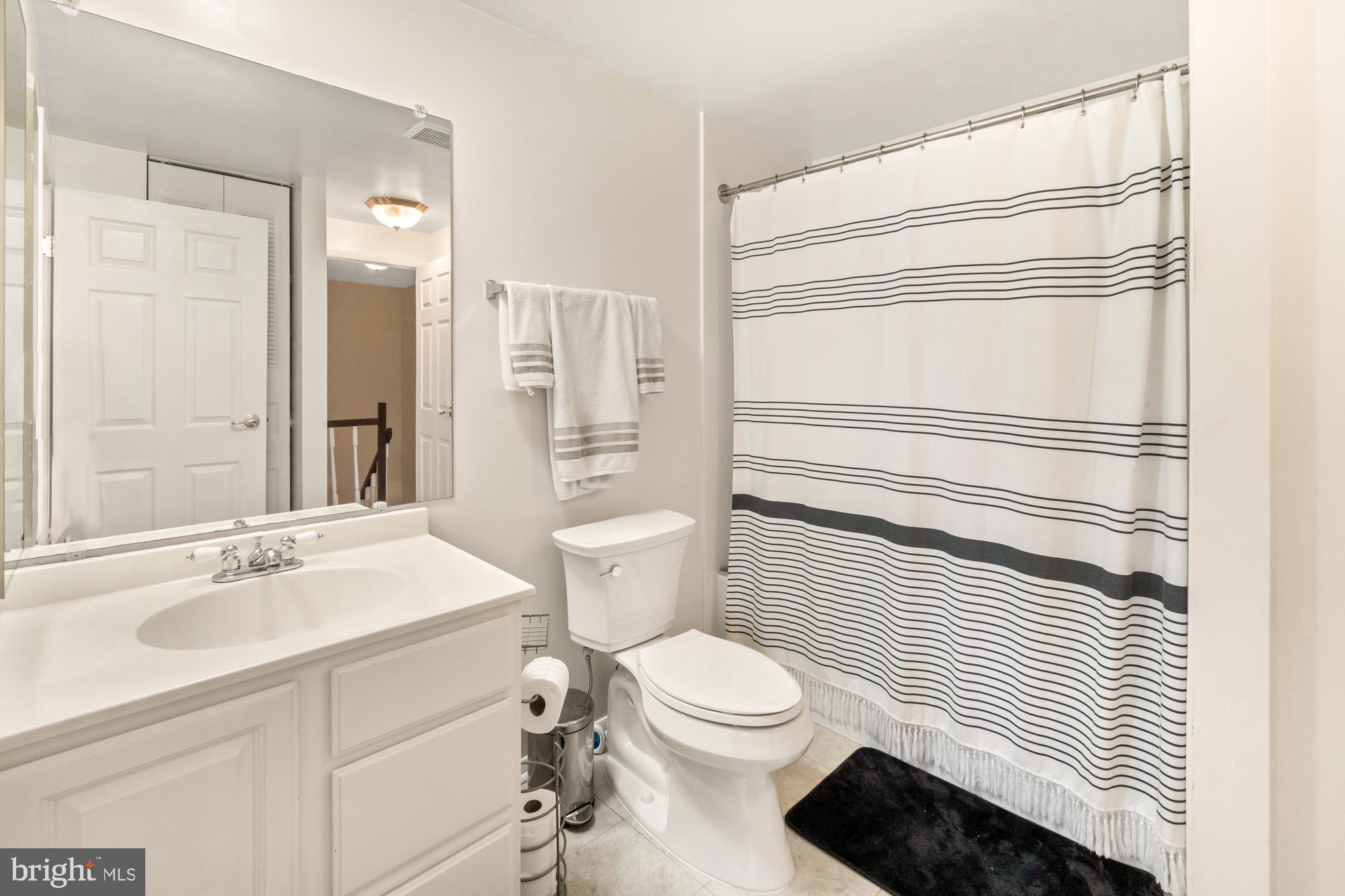 AMBER MEADOWS - Residential