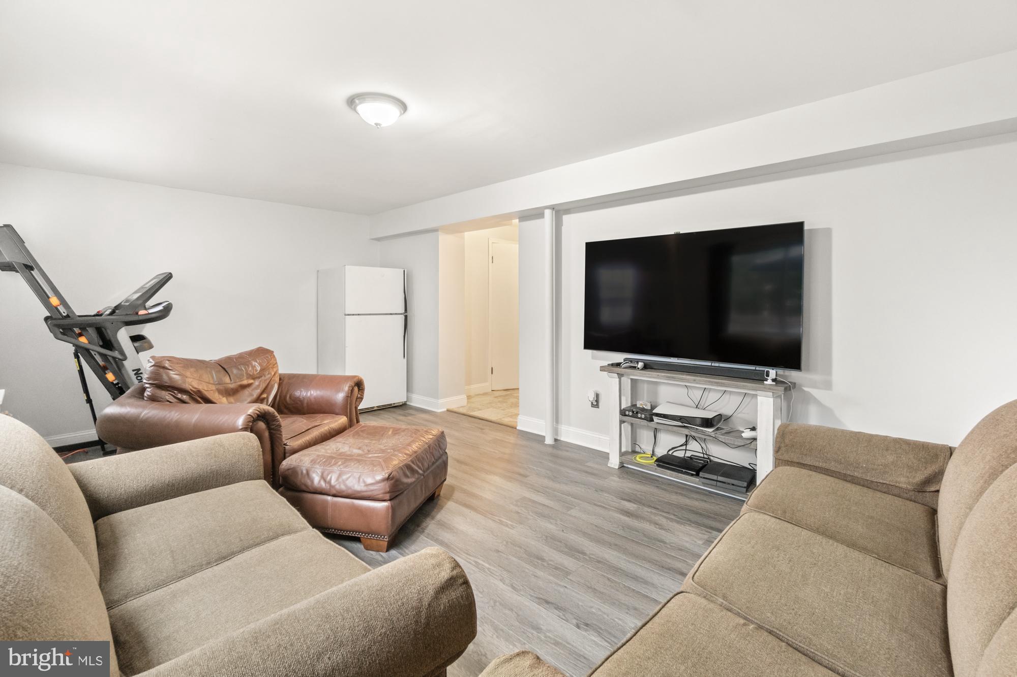 AMBER MEADOWS - Residential