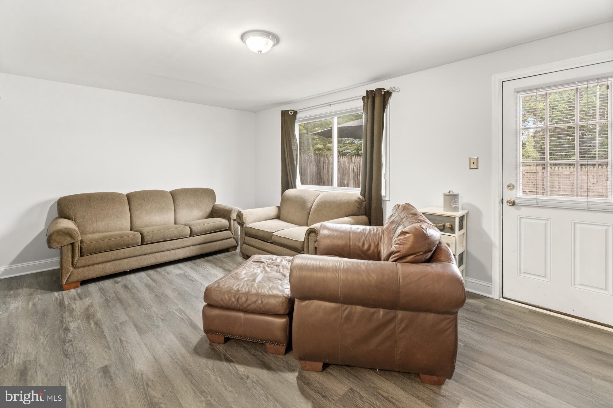 AMBER MEADOWS - Residential