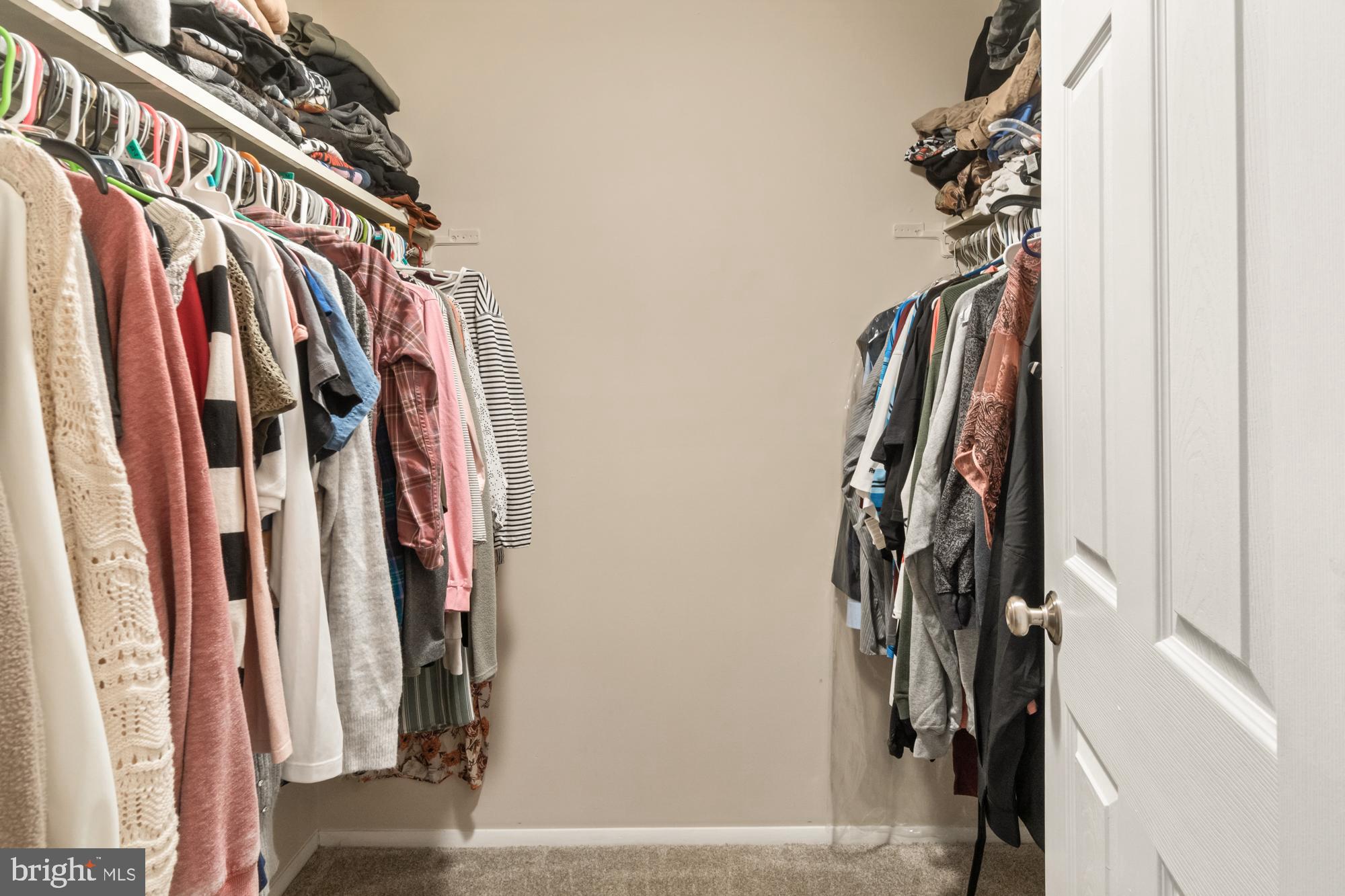 AMBER MEADOWS - Residential