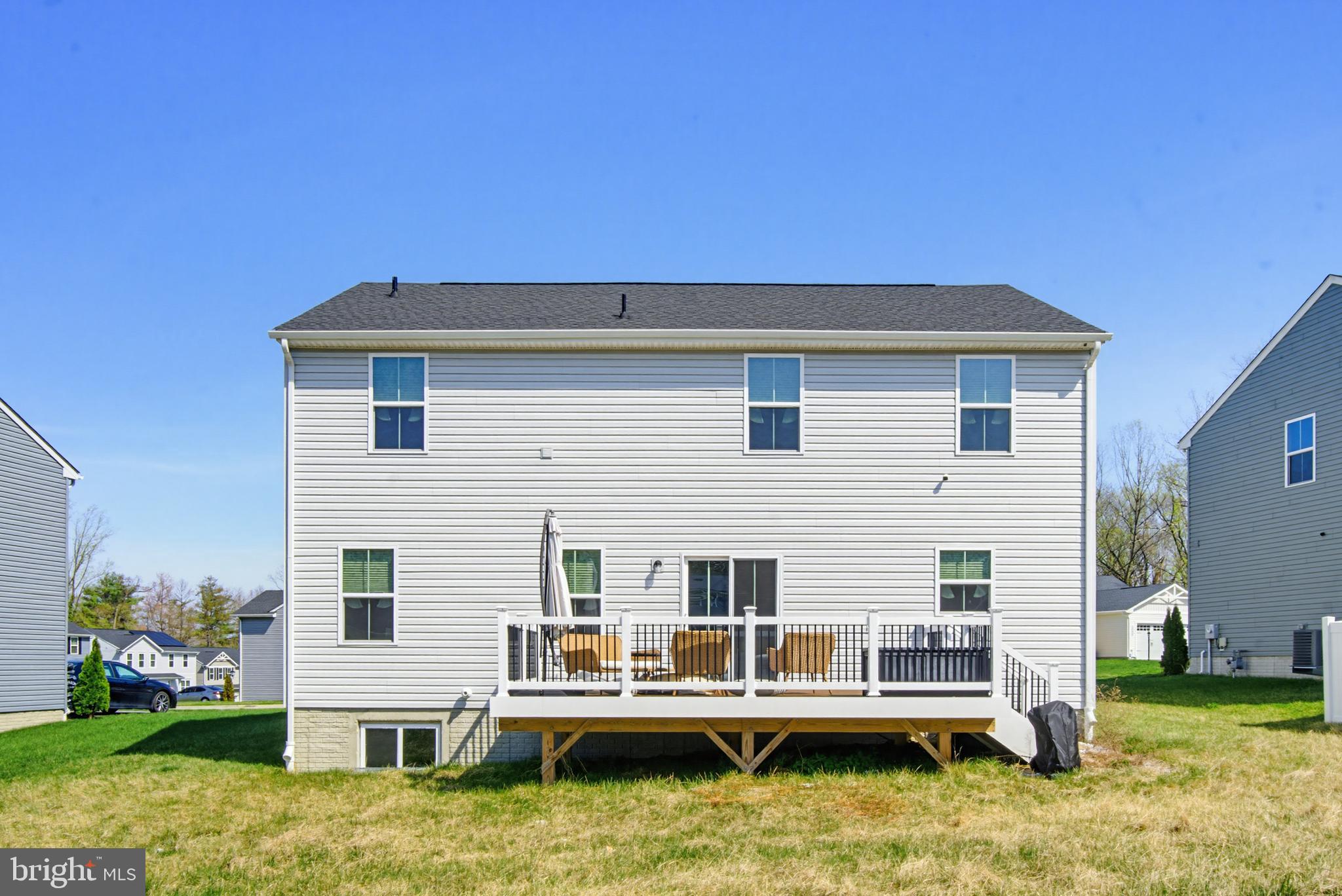 PIENTANZA WOODS - Residential