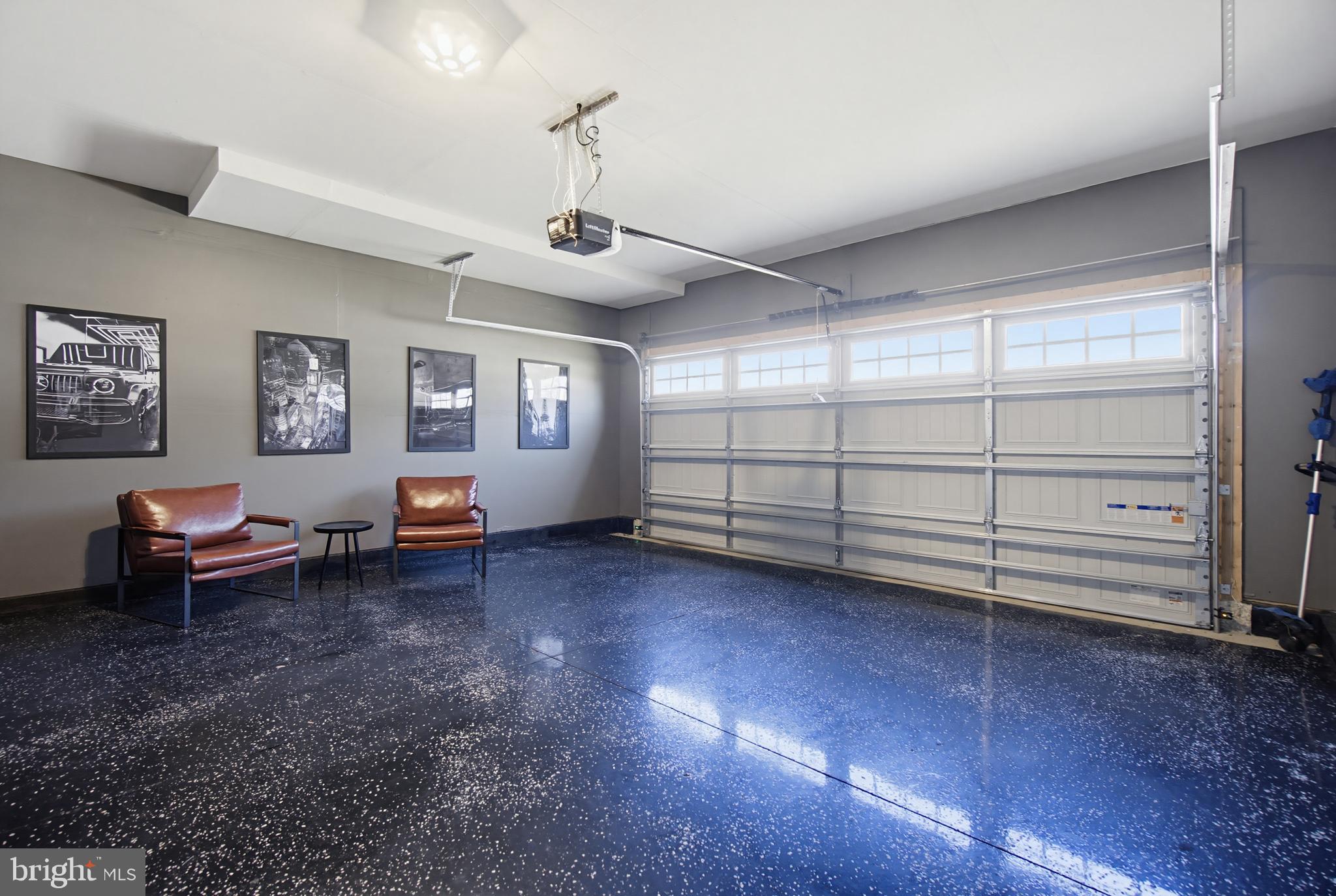 PIENTANZA WOODS - Residential