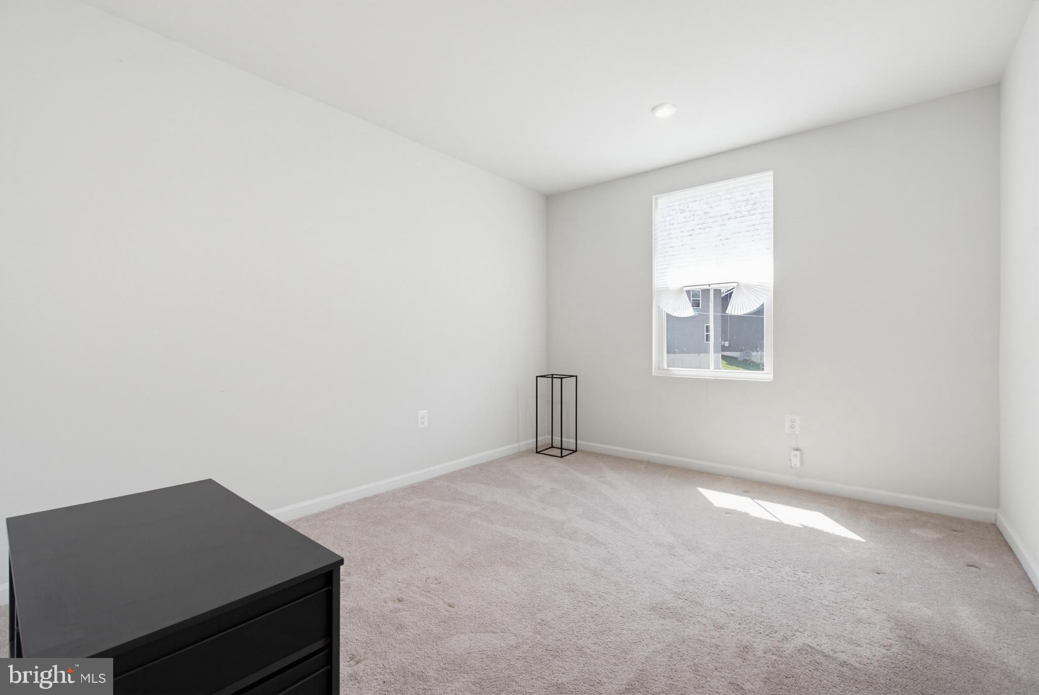 PIENTANZA WOODS - Residential