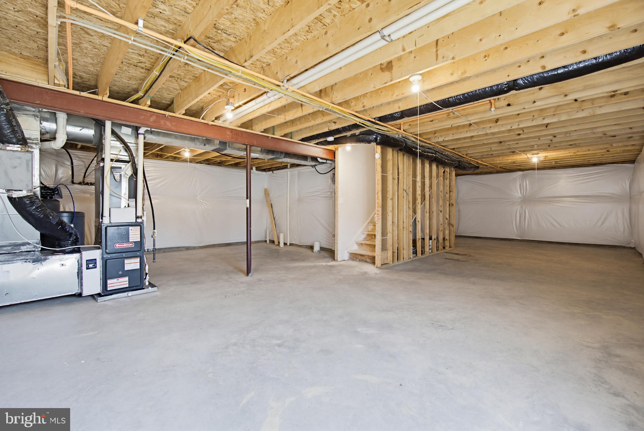 PIENTANZA WOODS - Residential