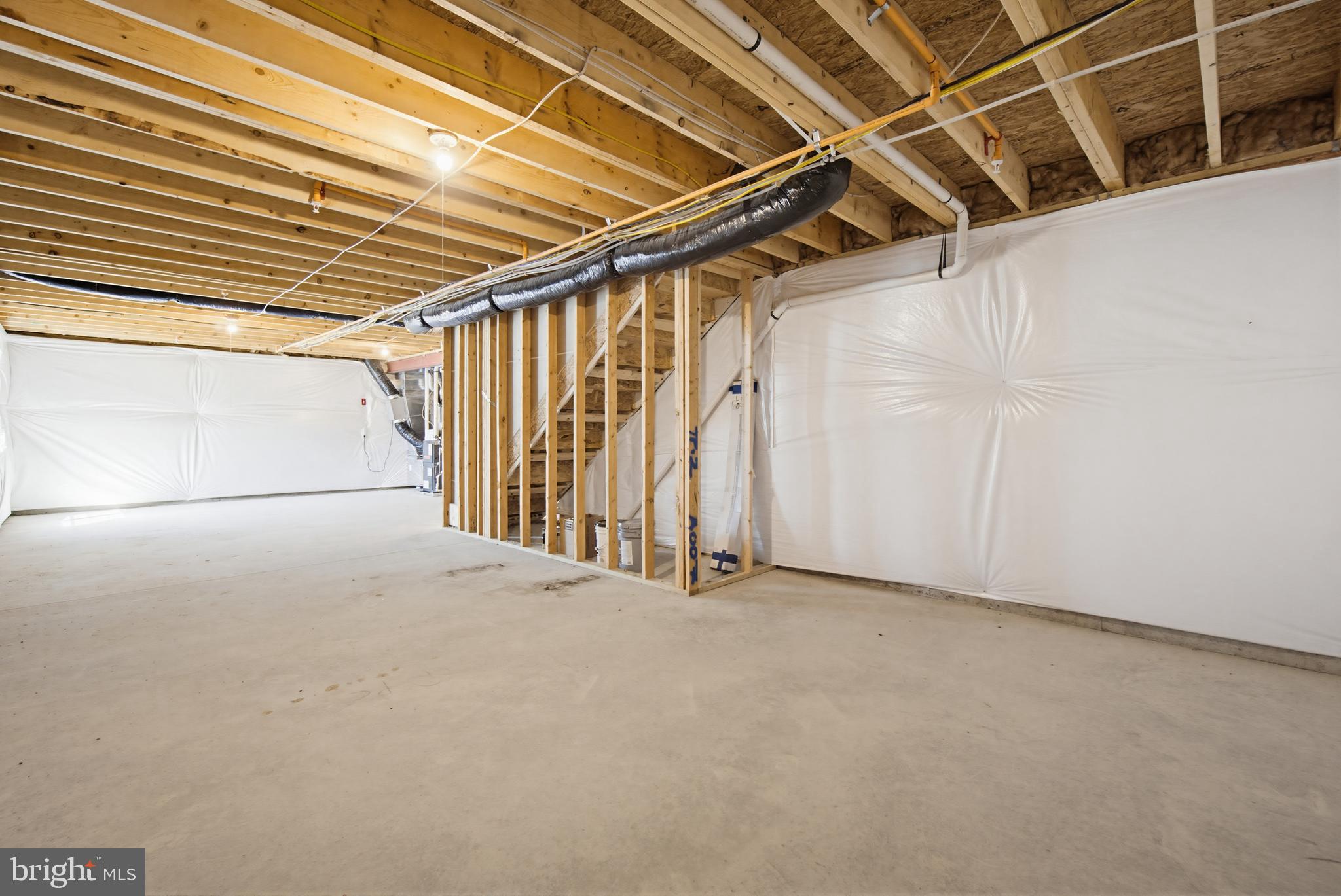 PIENTANZA WOODS - Residential