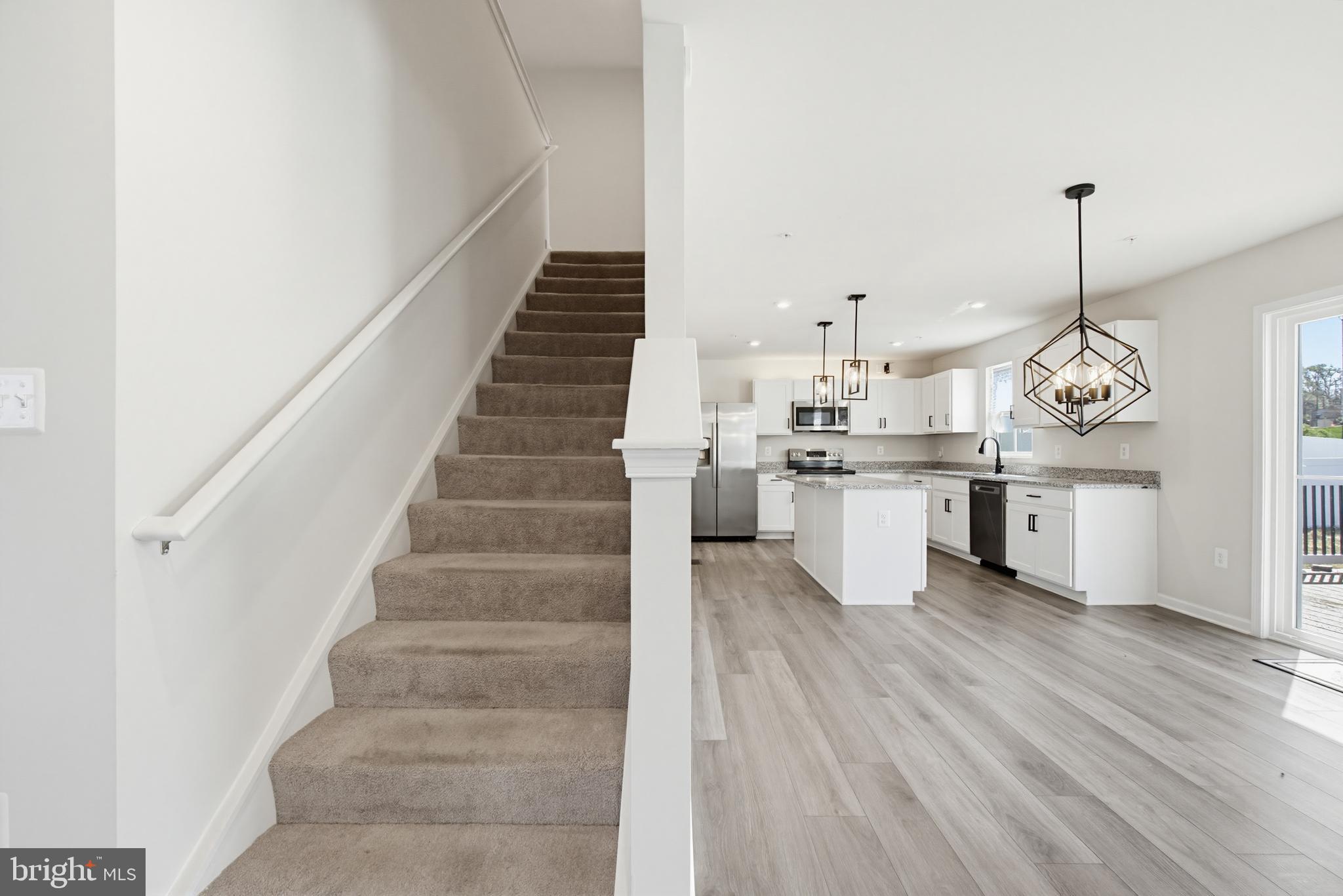 PIENTANZA WOODS - Residential