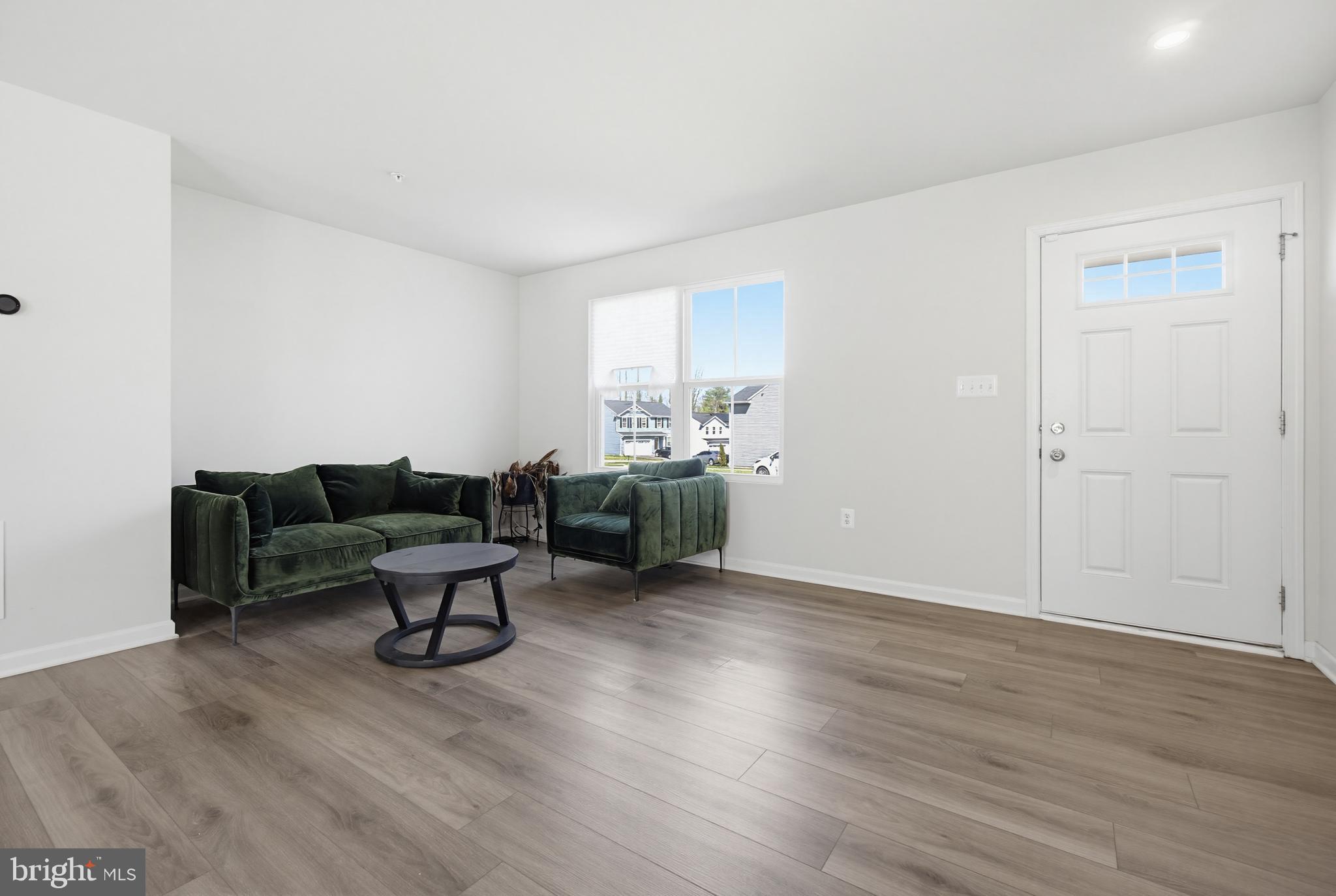 PIENTANZA WOODS - Residential