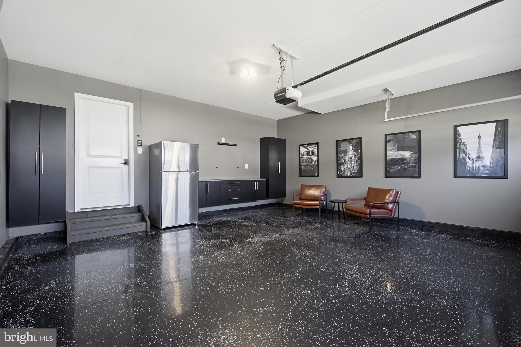 PIENTANZA WOODS - Residential