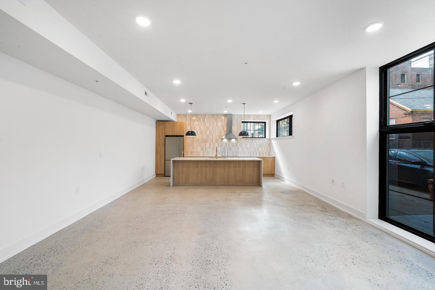 1772 N FRONT STREET 1