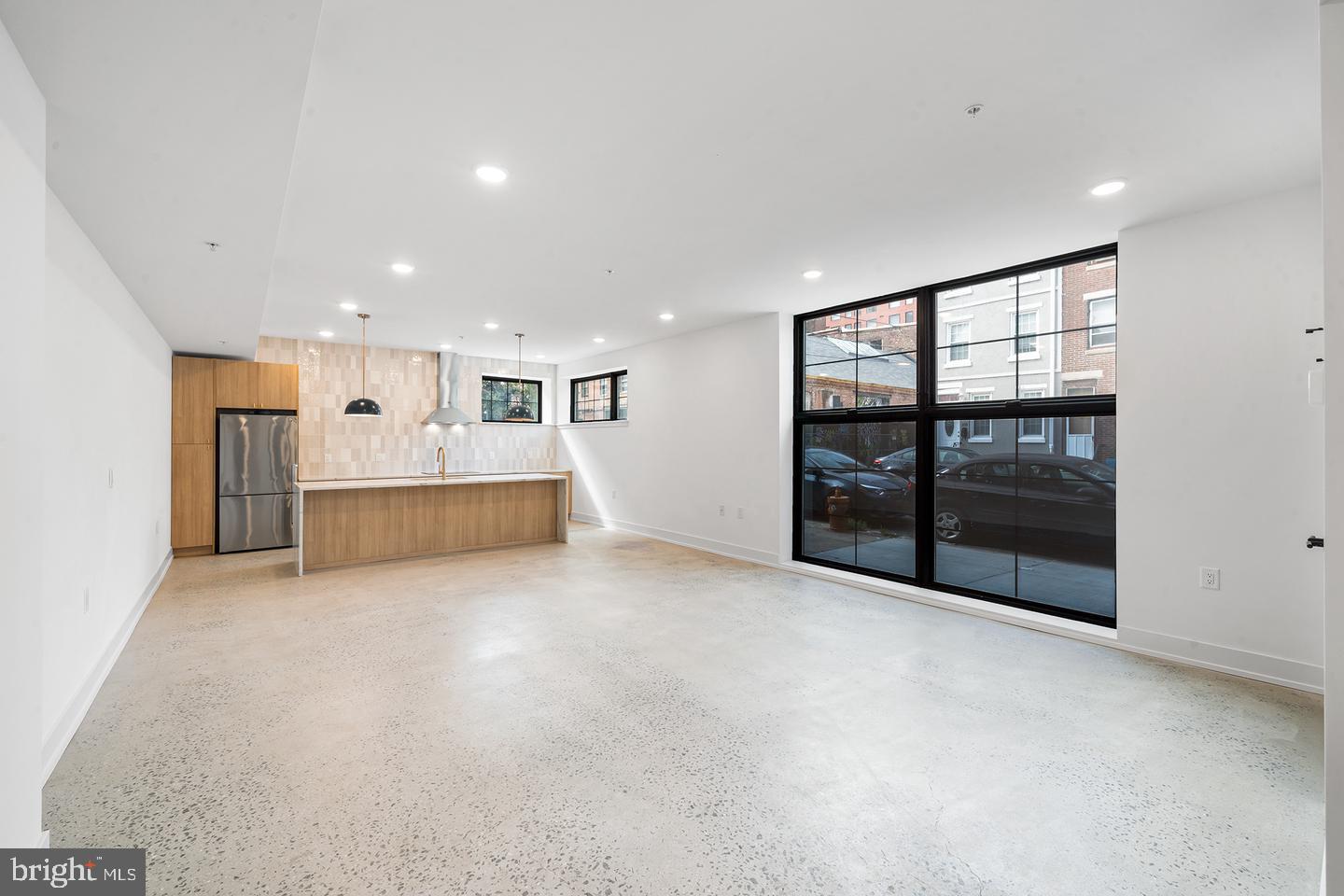 1772 N FRONT STREET 1
